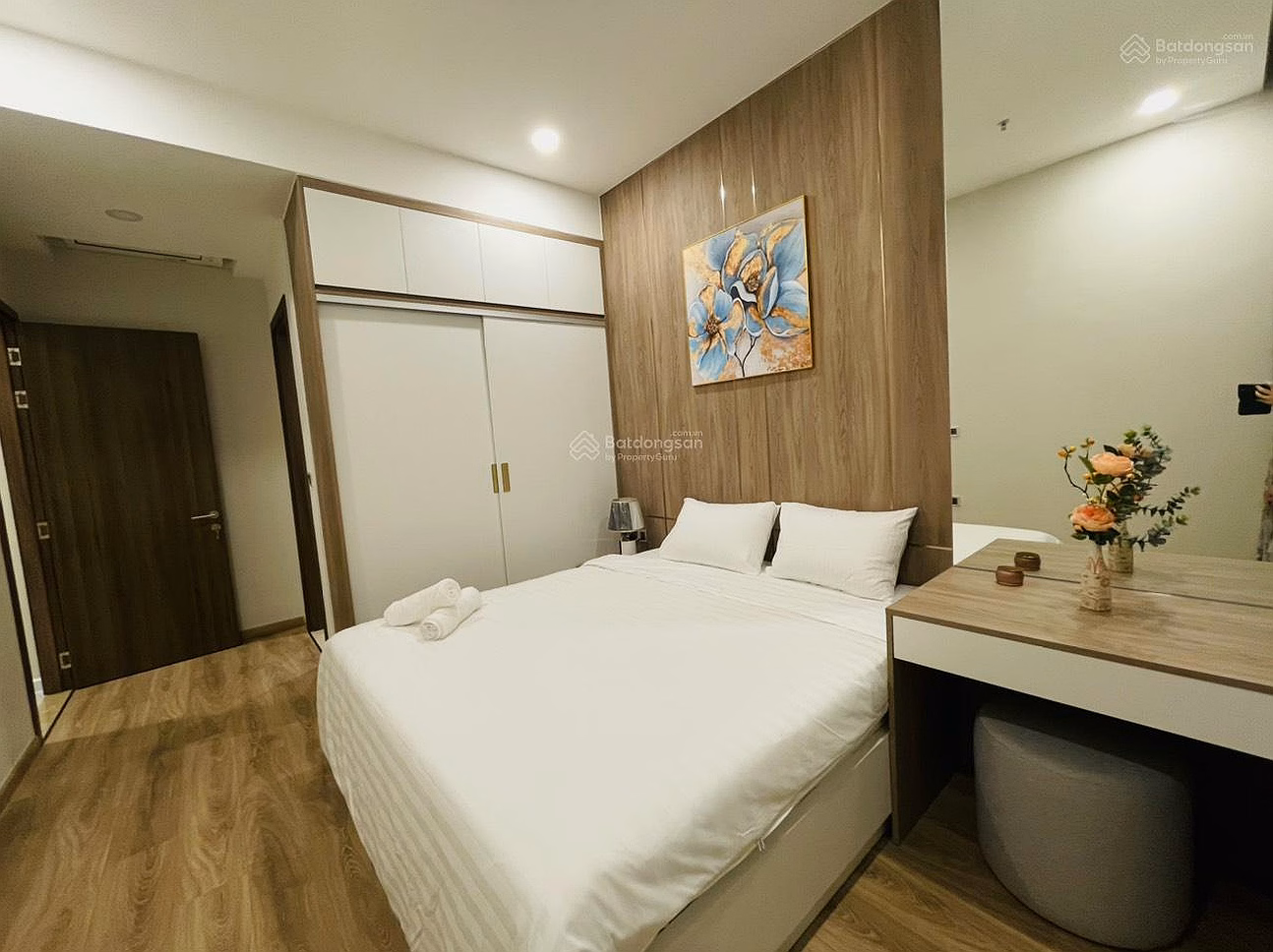 Specializing in renting Midtown, 1 bedroom, 2 bedroom, 3 bedroom, Penthouse, short term, long term fully furnished. Covered at a good price