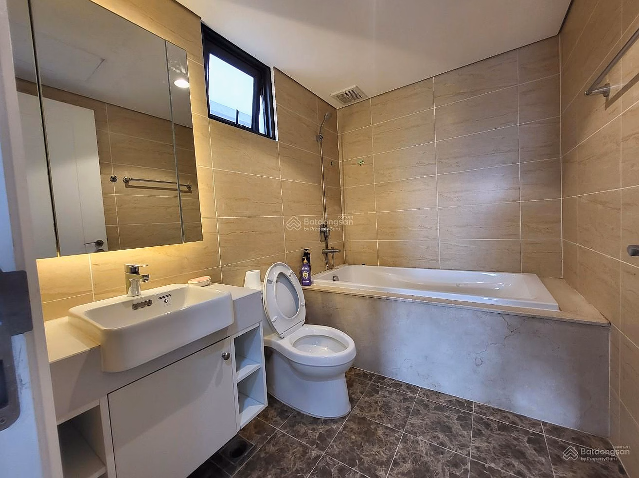 Selling 170m² penthouse, Handi Resco Le Van Luong, 31 Le Van Luong, 5 rooms, 15.5 billion