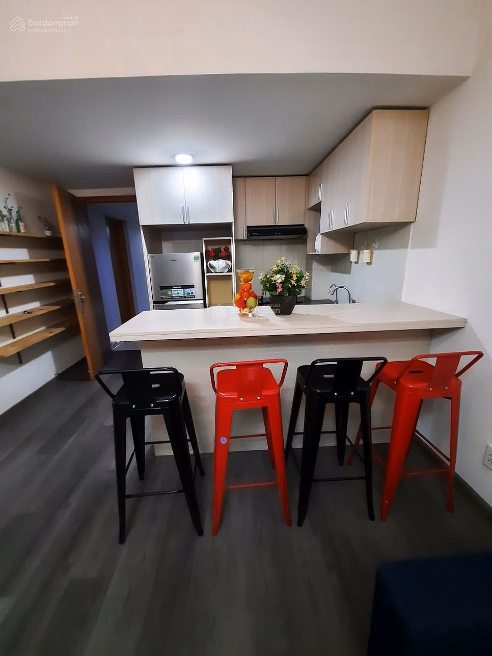Thu Thiem Sky apartment for rent. 2 bedrooms. 2WC, Price. 14.5 million/month. Full interior