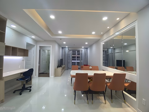 Quick rent Scenic Valley 71m2 - 2 bedrooms, pool view, price 17 million. Contact: 0909 356 ***