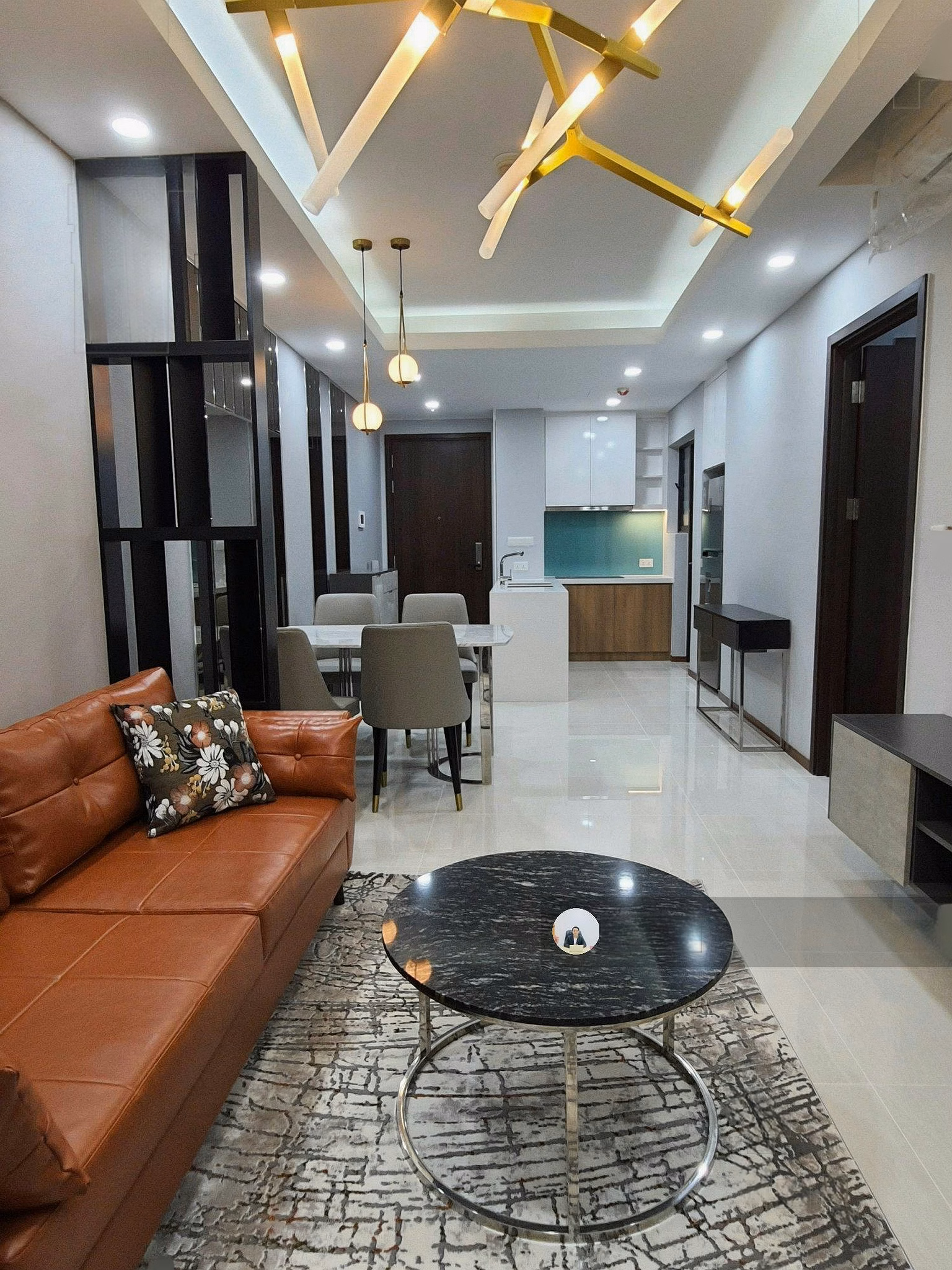 Tran Hai specializes in renting One Verandah 1 Bedroom - 2 Bedrooms - 3 Bedrooms with diverse floor views and furniture. Good prices 24/7