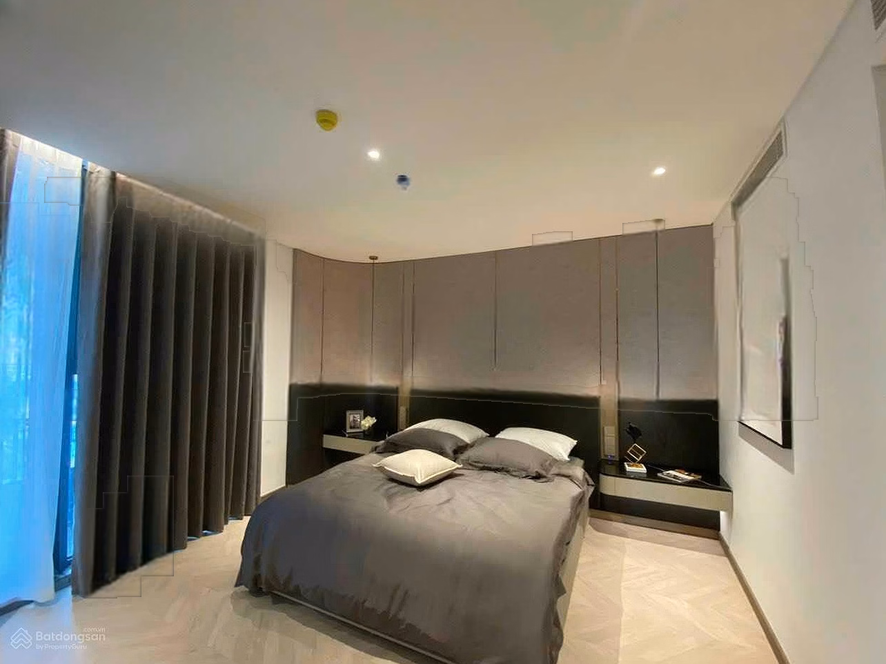 The owner urgently rents Ngoai Giao Doan apartment, enjoying a classy life in the center of Hanoi
