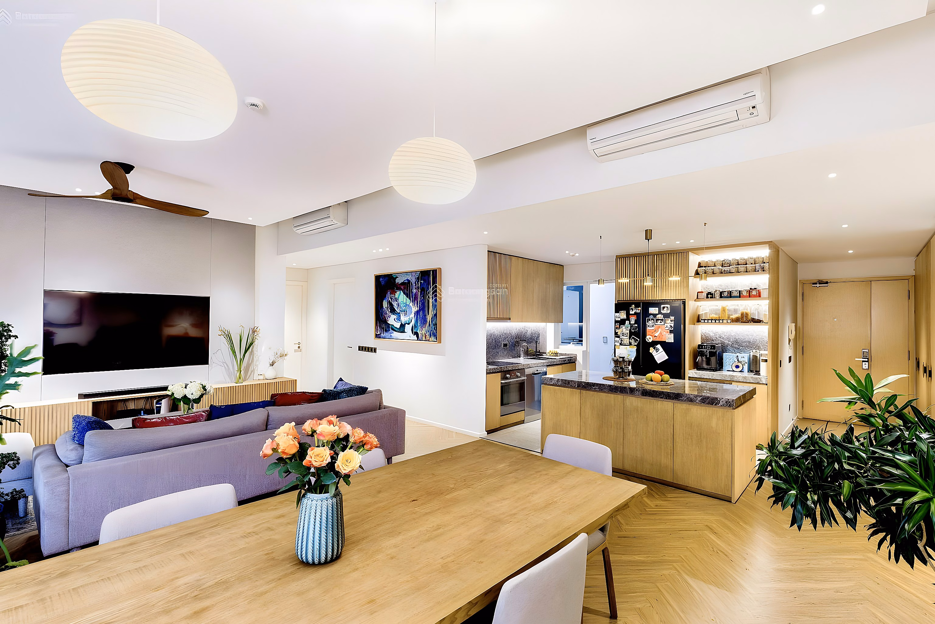 Own the entire shopping cart for rent at The Estella - Work for the owner. Contact Lavish Properties now