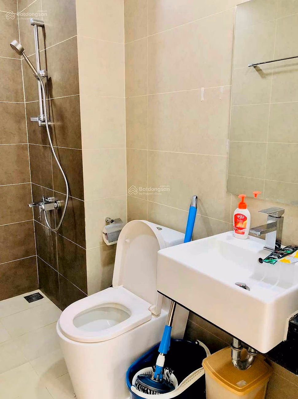 Beautiful house - 1 private bedroom - Galaxy 9 - fully furnished - 13 million***
