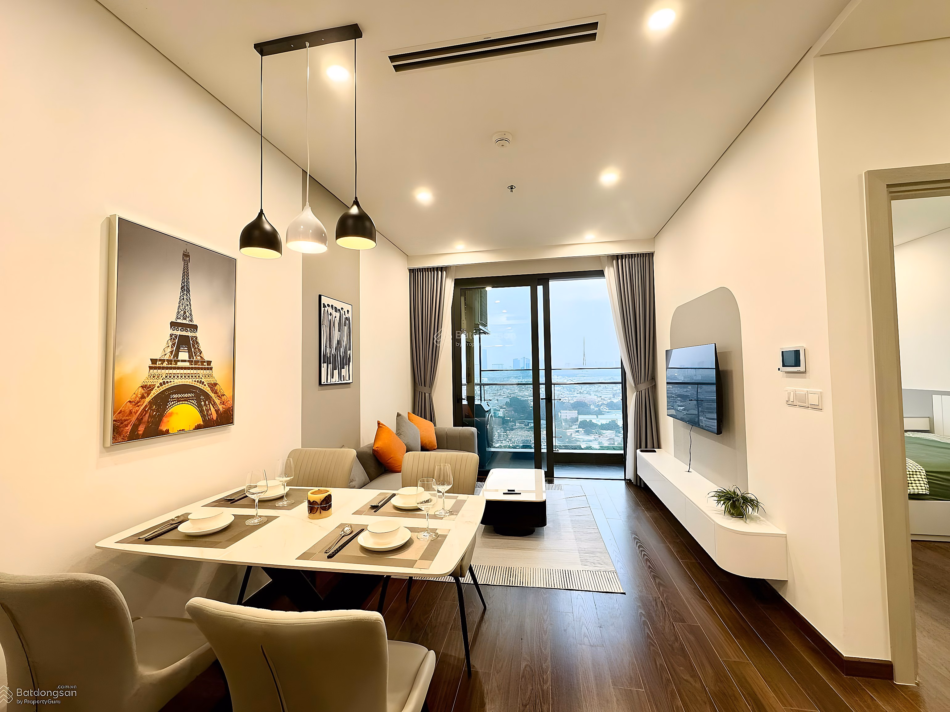 Owner rents apartment 1 bedroom + 1 bathroom 47m2 fully furnished for only 10 million/month free service and parking