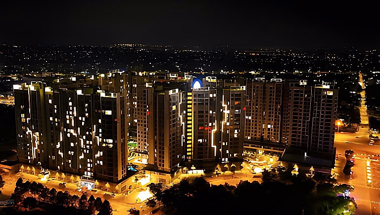 2 bedroom apartment for rent right away, priced at 8 - 10 million, nice floor with open view***