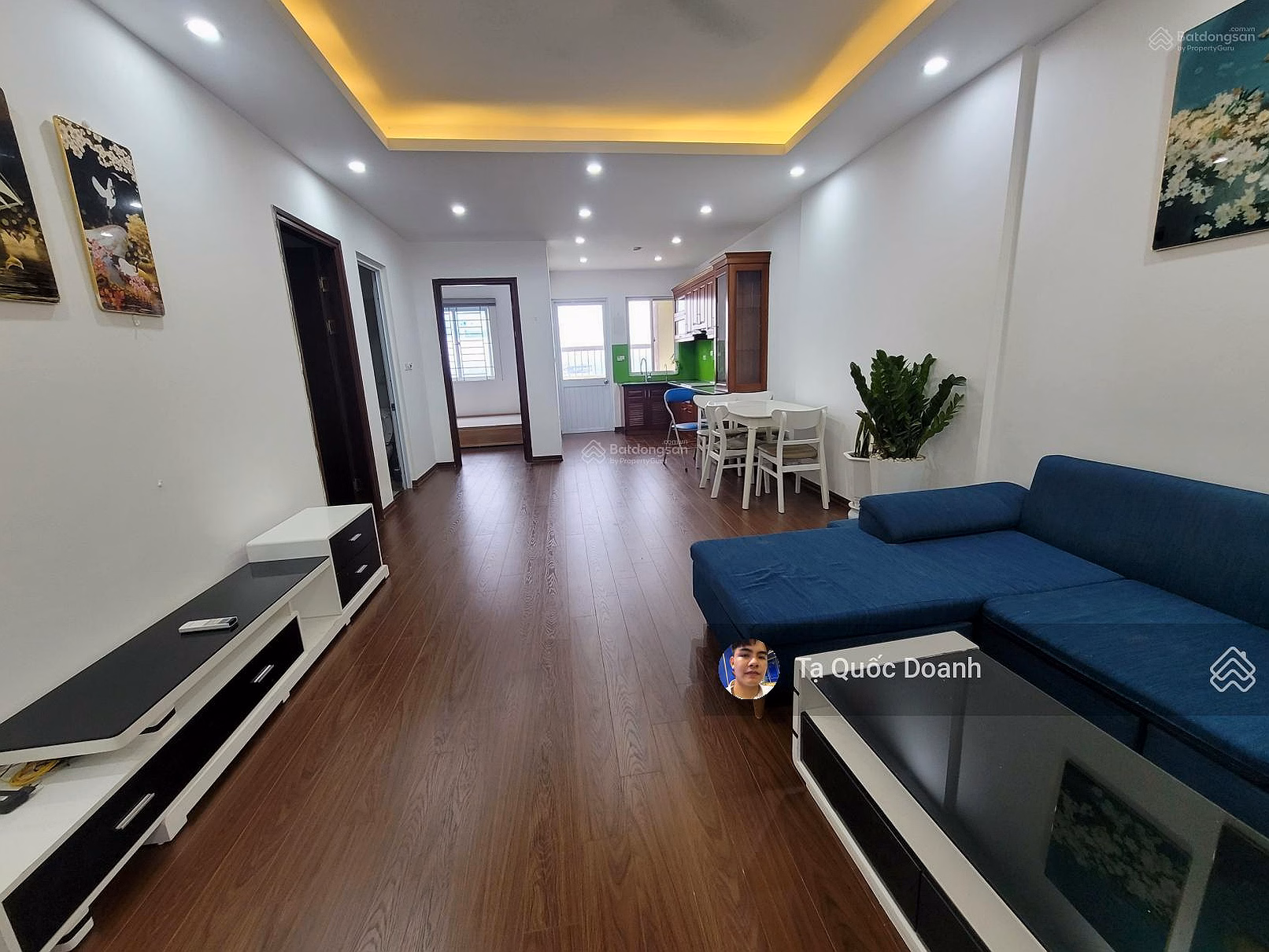 The owner is selling an apartment of 71m2, 2 bedrooms, 2 bathrooms, SDCC, at CT2 Yen Nghia building, nice interior, middle floor, beautiful house