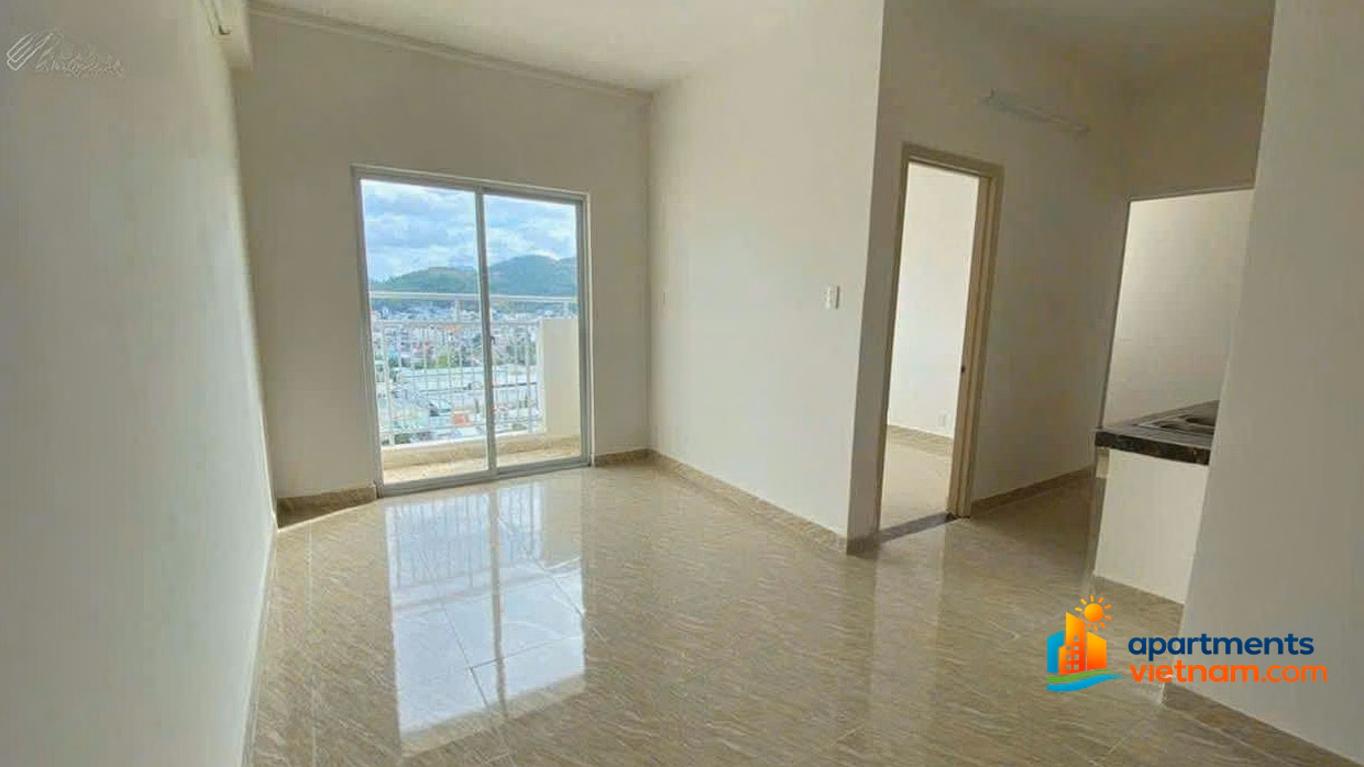 Hoang Quan Nha Trang 2 bedroom apartment for sale urgently priced at only 1.9 billion 800m from the beach