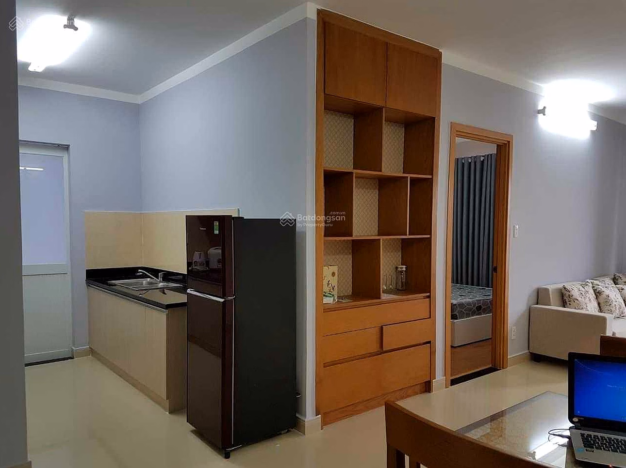 Saigonres Vincom Nguyen Xi apartment for sale, 2 bedrooms=4.1 billion. Bank supports 70% loan