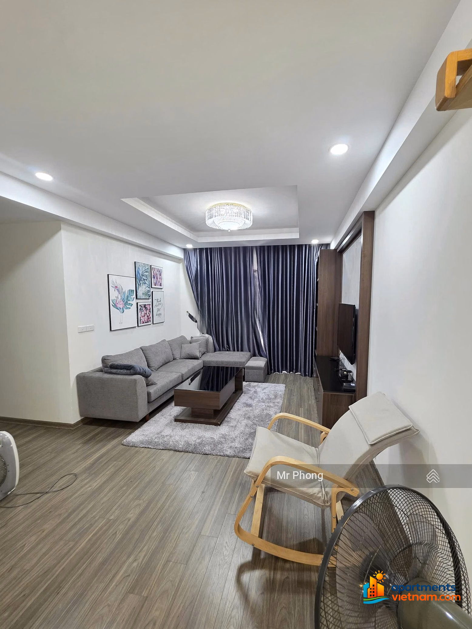 Owner rents luxury apartment Handiresco 31 Le Van Luong, 3 full bedrooms, 105m2, price only 17 million