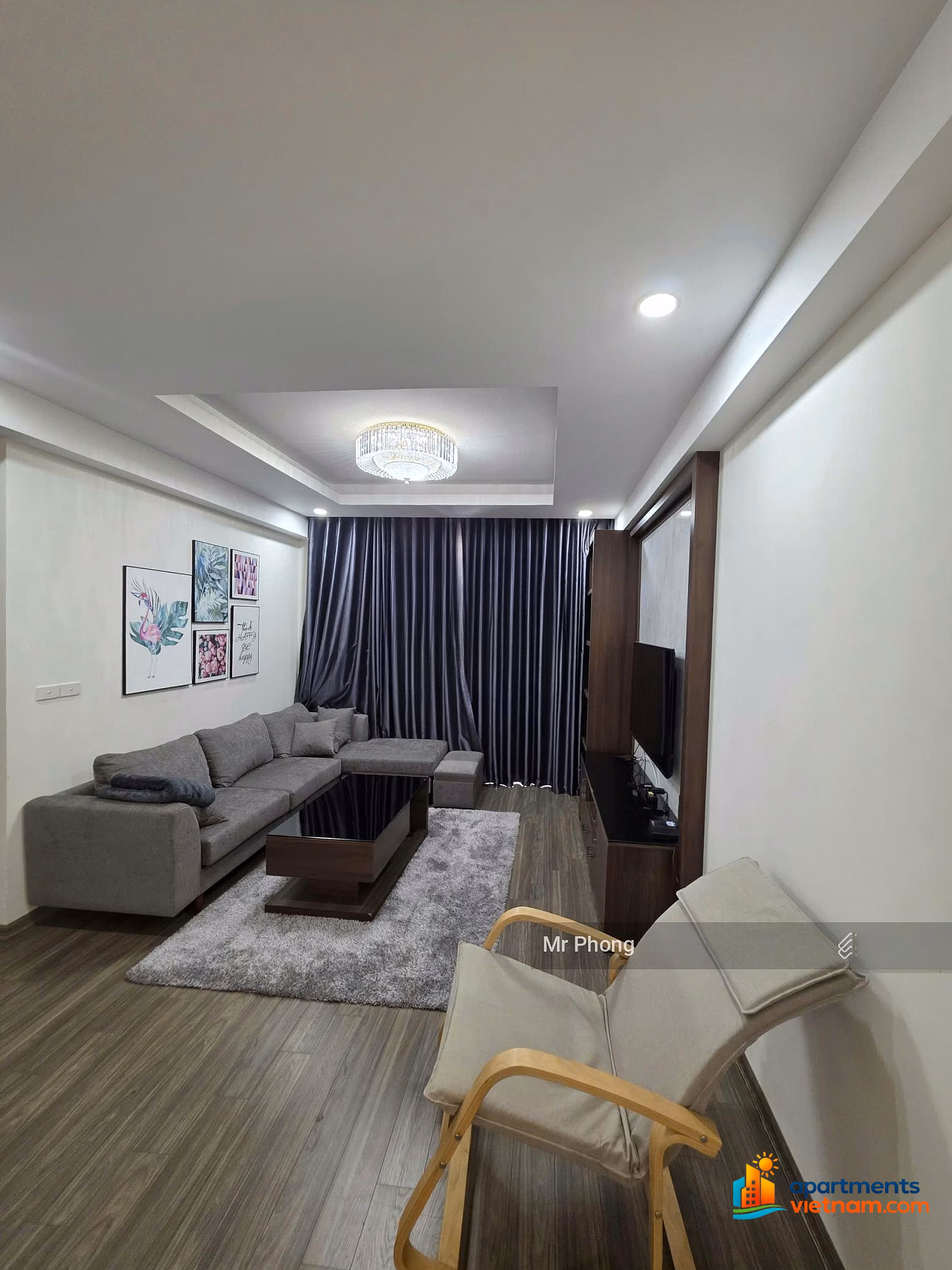 Owner rents luxury apartment Handiresco 31 Le Van Luong, 3 full bedrooms, 105m2, price only 17 million
