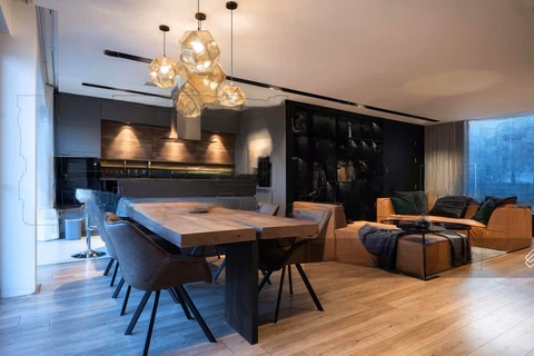 Upper class! Vinhomes Metropolis apartment for rent - 29 Lieu Giai, Ba Dinh, 72m2, 2 bedrooms, good price