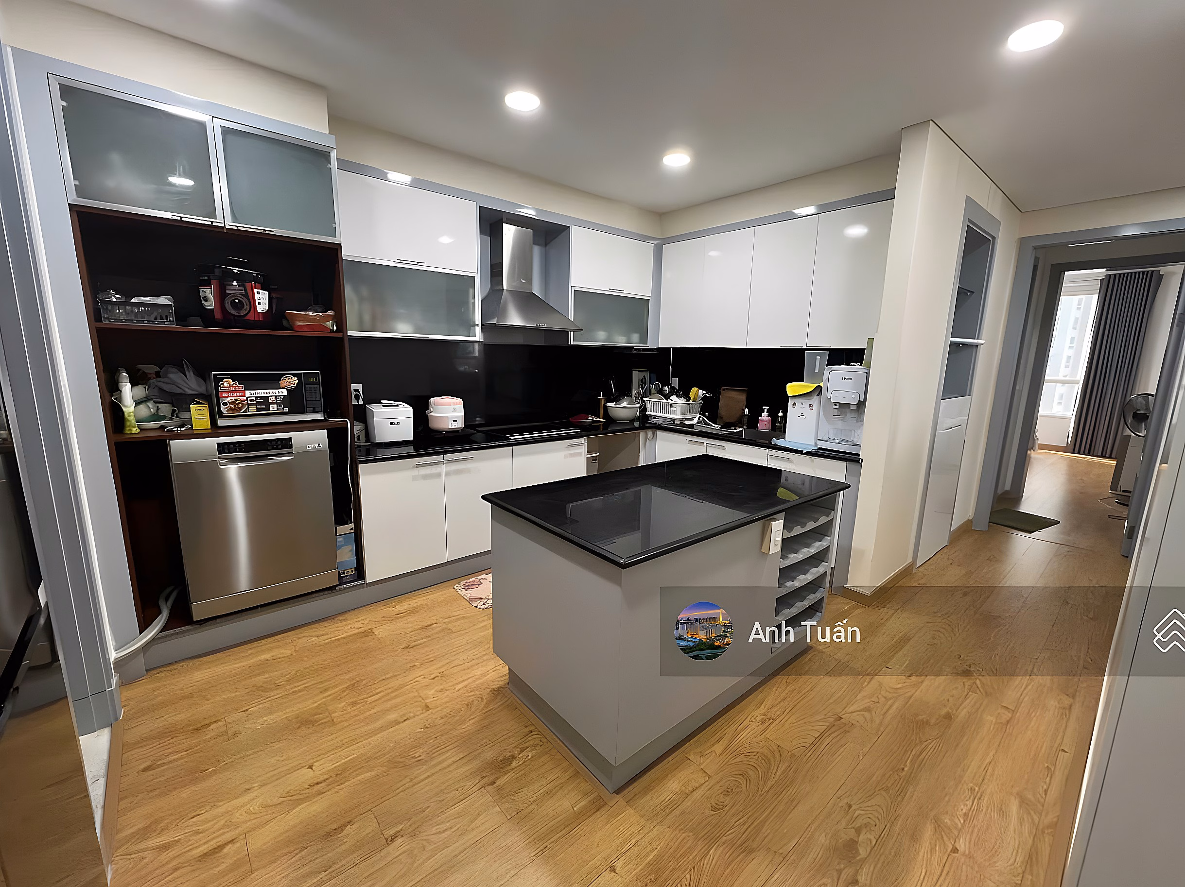Apartment for sale in The Manor, Binh Thanh, area 68m2, 2 bedrooms, 1 bathroom, price: 7.4 billion