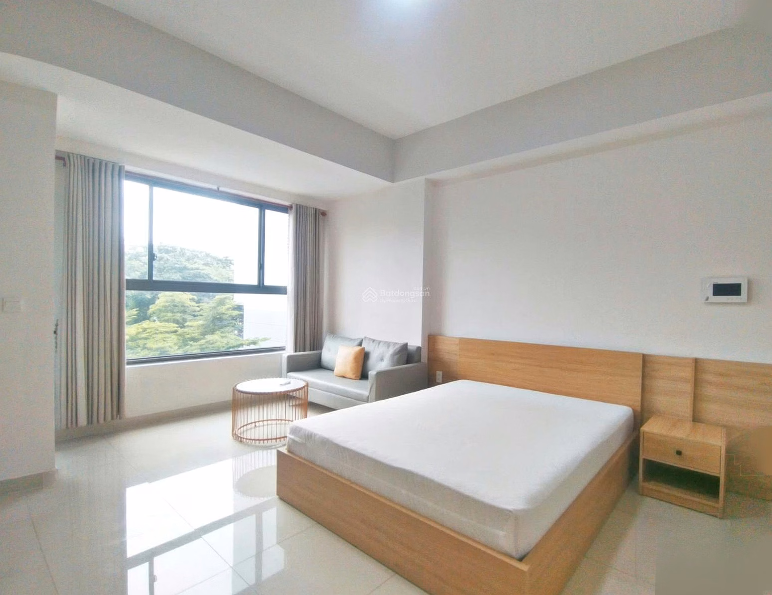 Botanica Premier apartment for rent, Hong Ha, 30m2, officel, full NT price 10 million. Contact: 0933 481 ***
