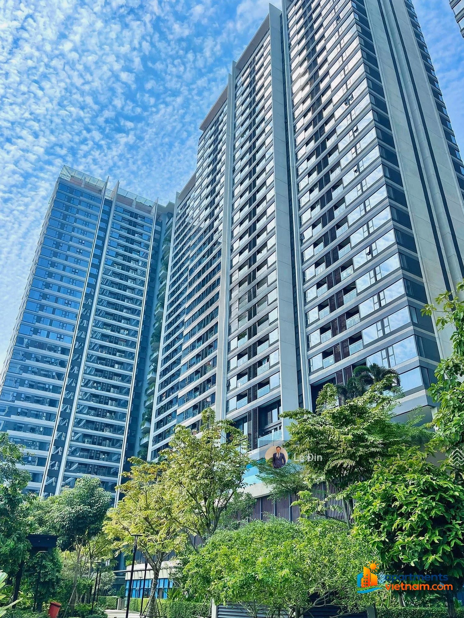 PKD Kingdom 101 Quan 10 apartment for rent with discount of 3 - 5 million 2 bedrooms, instant parking, ready to view house pass