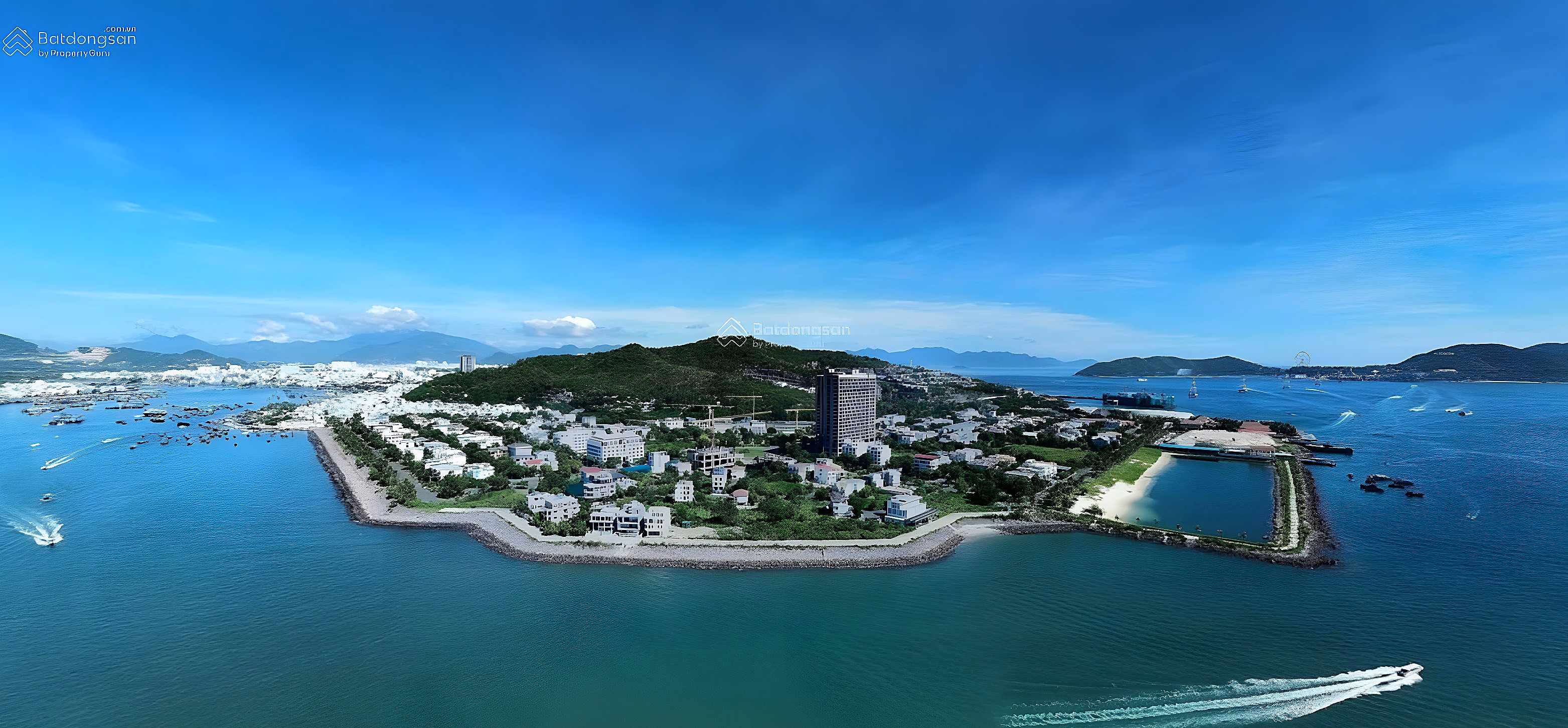 Villa land for sale in An Vien Nha Trang, 264m2, northeast direction, close to the sea. Price 100 million/m2