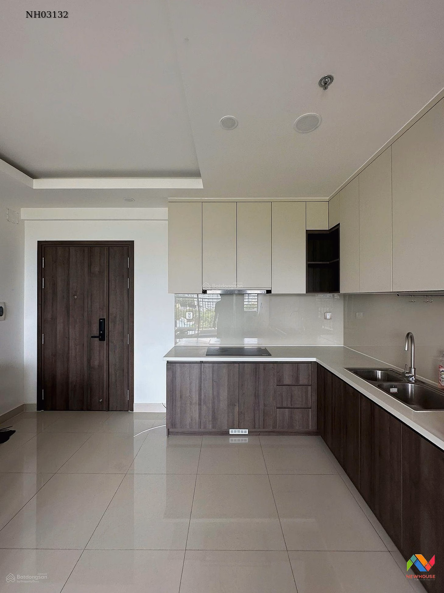 Q7 Boulevard - 2 bedrooms, 2 bathrooms - 70m2 - corner apartment - Fully furnished, 3,950 billion