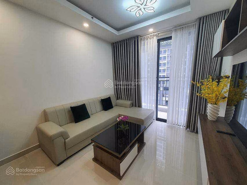 Q7 Boulevard sells 2 bedrooms for only 3.3 billion, beautiful area, new house. Contact: 0969 790 ***