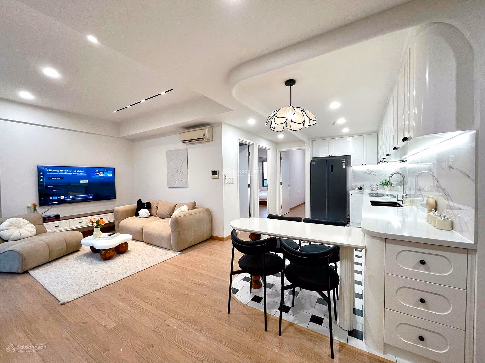 Masteri Thao Dien apartment for sale, 2 bedrooms, river view, tower T4, area 76.4m², pink book available***