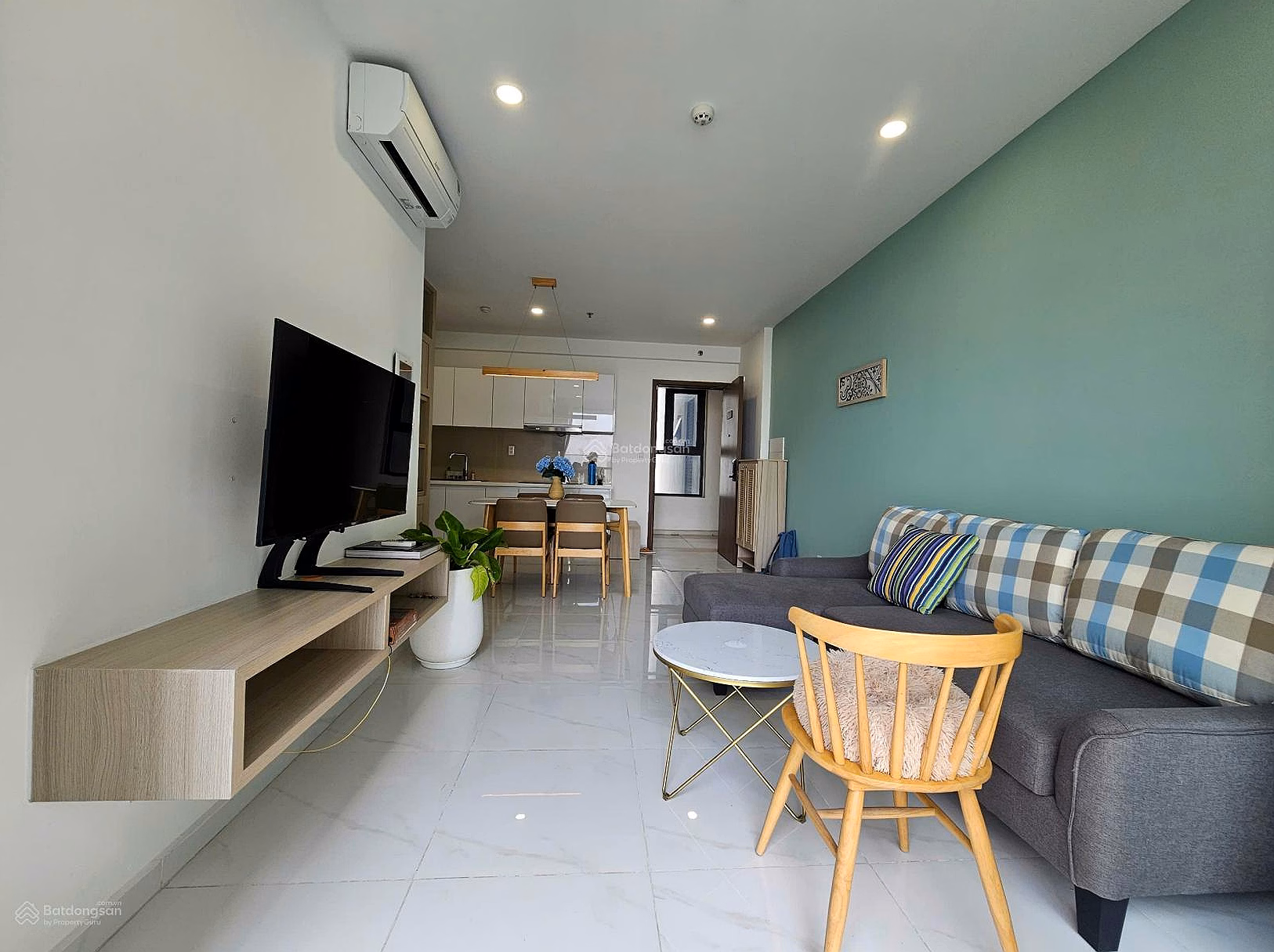 On Christmas, the homeowner reduced the price to sell the corner apartment in D'Lusso District 2, 2 bedrooms, priced at 5.8 billion, with bank loan available***