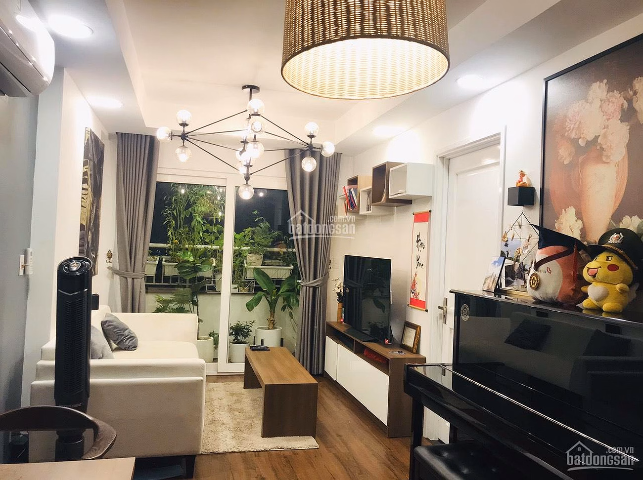Lavita Garden for sale at good price 2 bedrooms 3.5 billion with sales contract, cheapest on the market, secure area, nice view 0911 850 ***