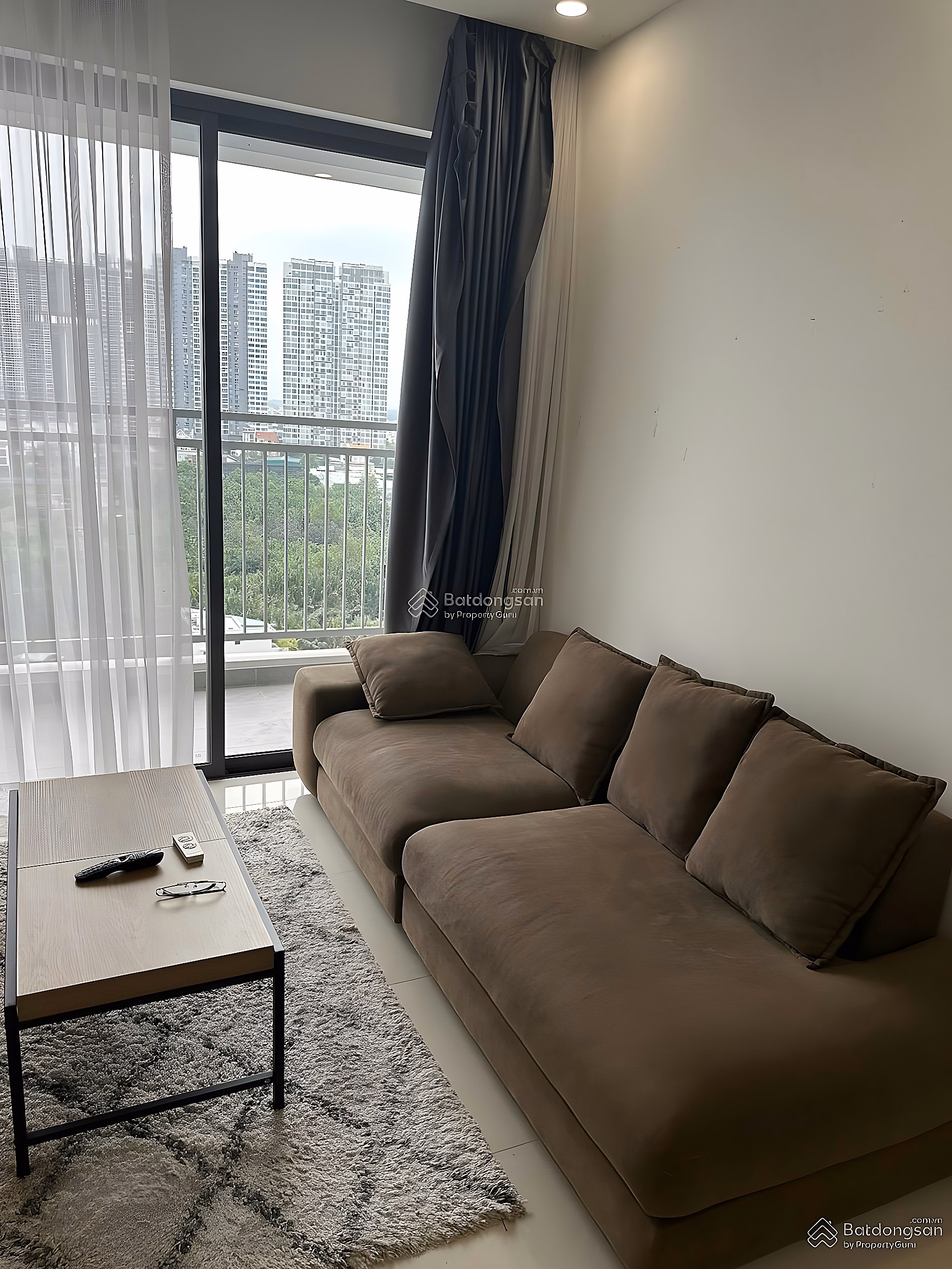For sale Q7 Riverside: 1 bedroom 3 billion, 2 bedrooms 3.65 billion, 3 bedrooms 4.5 billion 0911 850 ***
