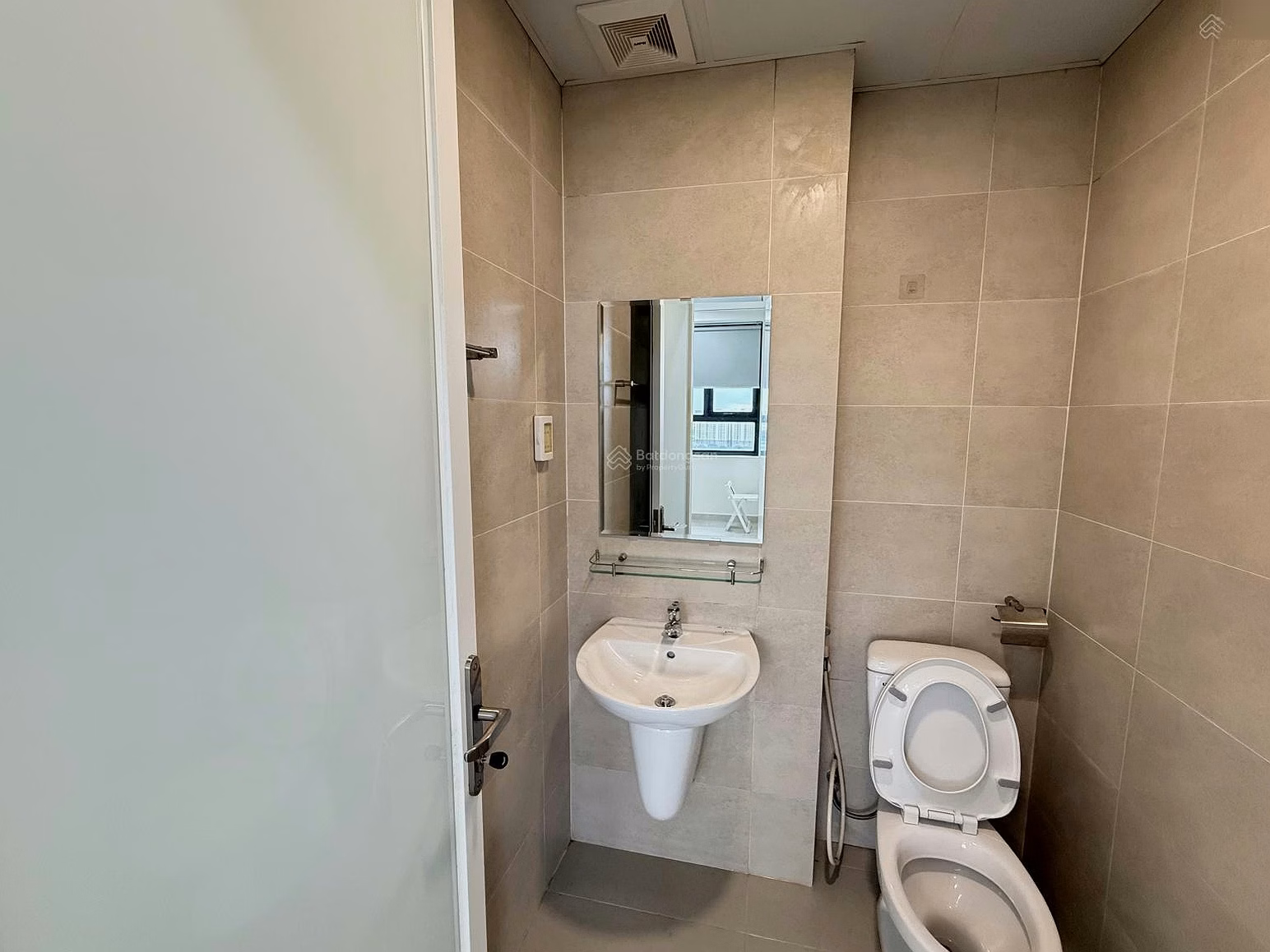 Saigon Intela apartment for rent with 2 bedrooms only 6 million/month with air conditioning