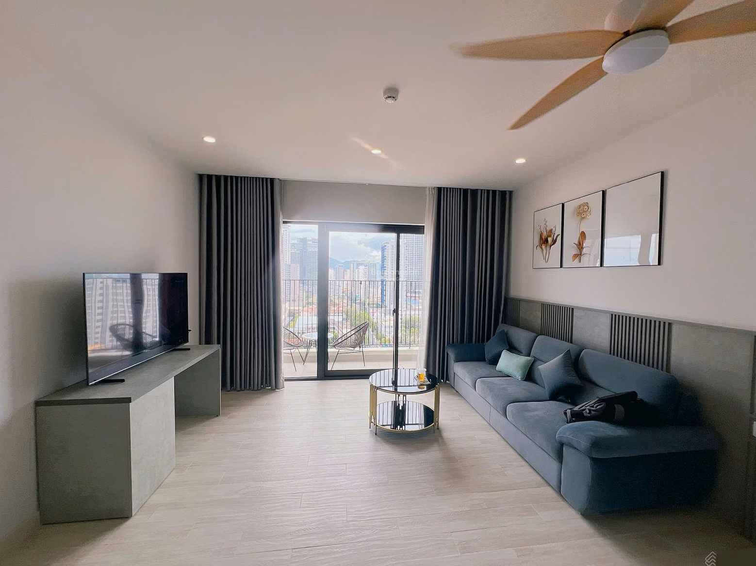 South Gold Coast studio apartment has a price list of only 5.2 billion/unit*** (Ms. Uyen)