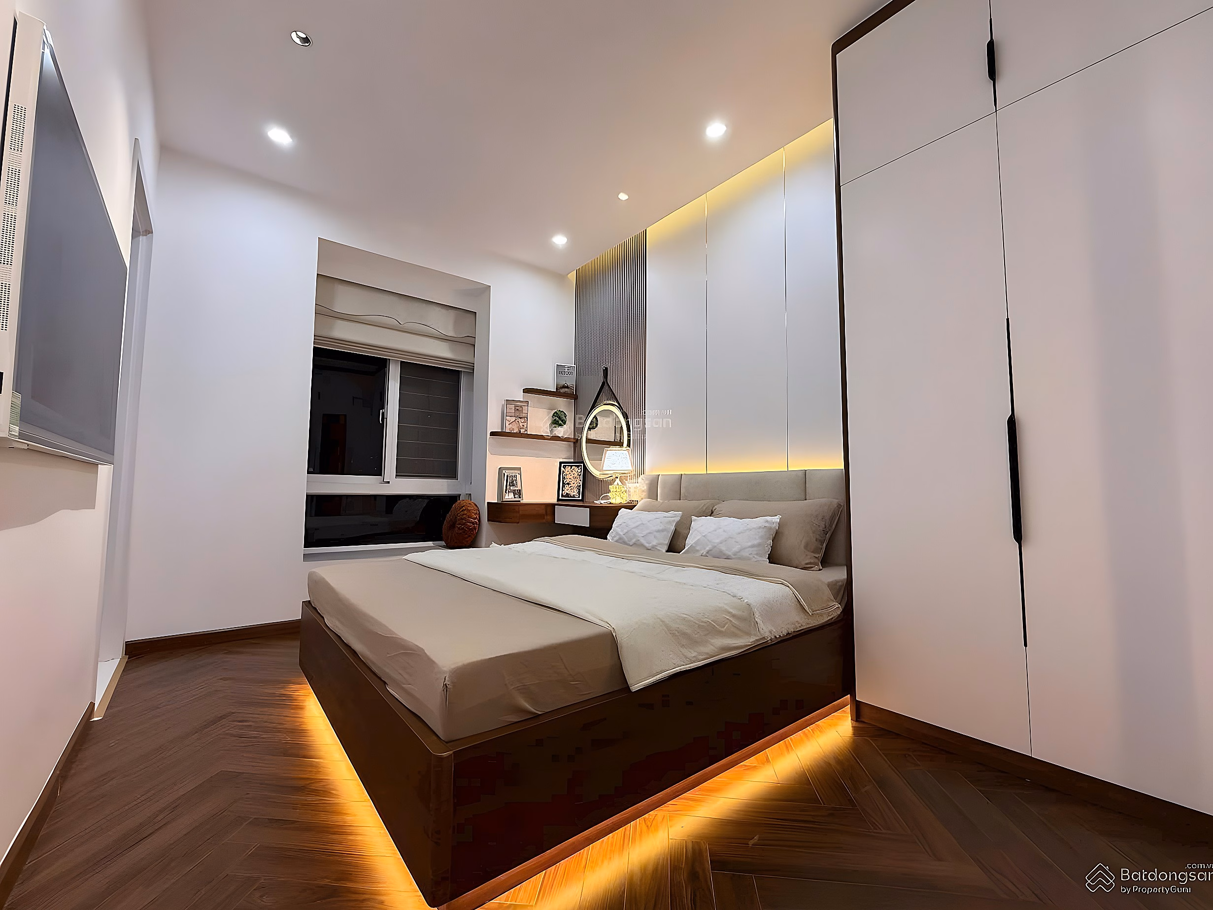 Luxury apartment, Saigon South 3 bedrooms - beautiful view, luxurious furniture only 16 million*** (Brother)