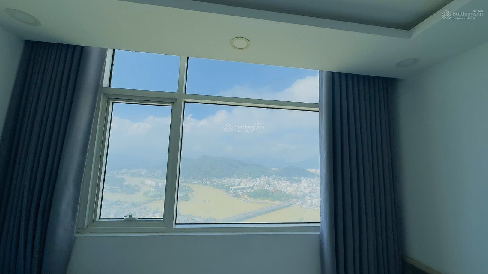 Cool river view apartment for rent, price 11 million / month