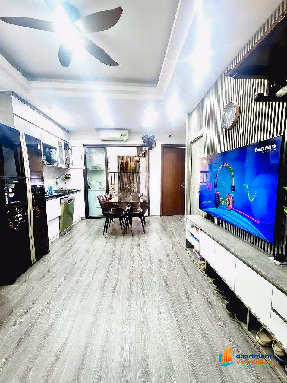 Need to sell urgently 2 bedroom apartment. HH2C Linh Dam is full of sparkle***