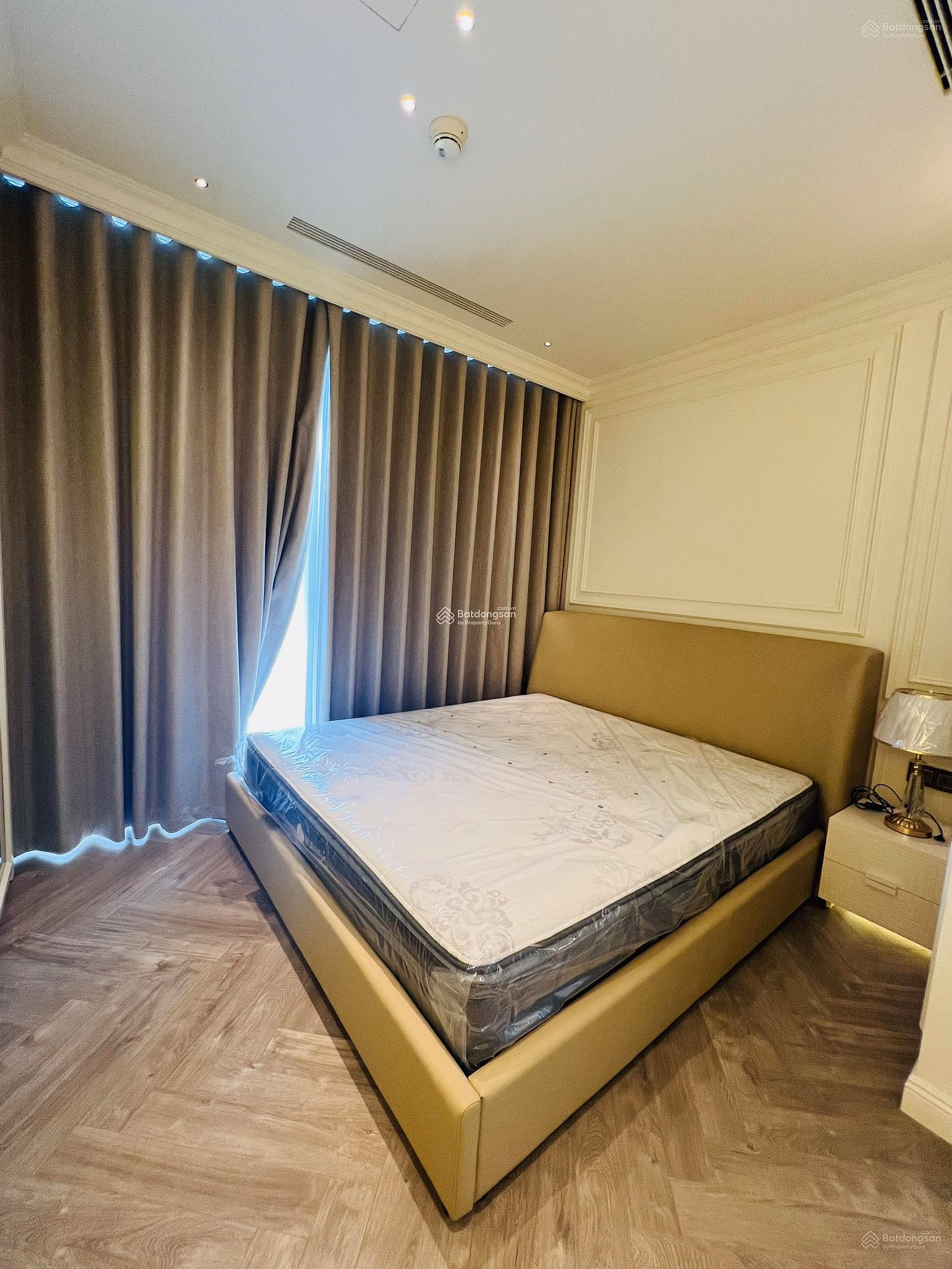 Urgent sale of 3-bedroom corner apartment - 111.4m2 in Hateco Laroma building, Lang Pagoda, fully furnished, long-term registration available