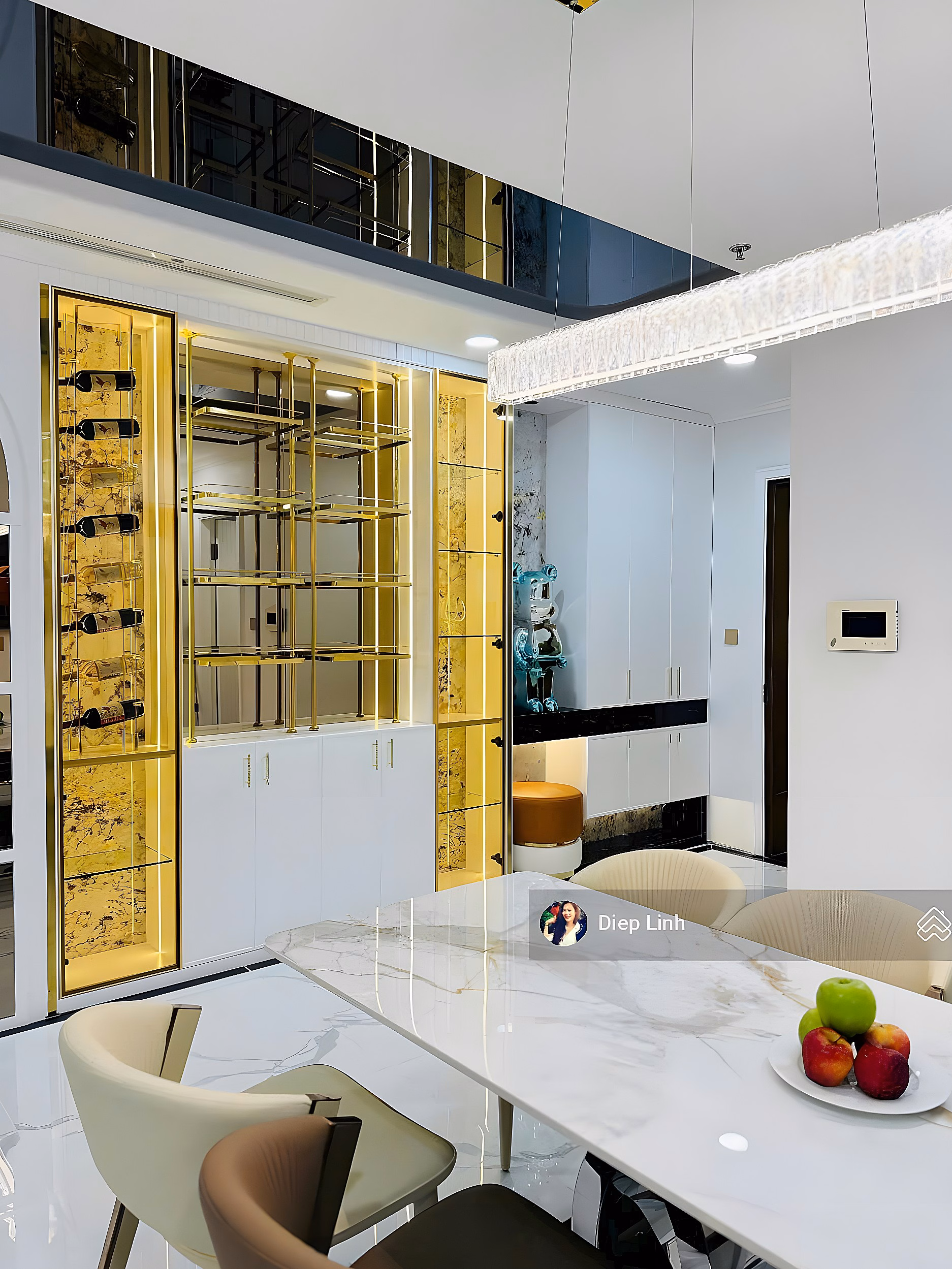 The owner urgently rents out an apartment with usable area of ​​90m2, fully furnished and decorated, priced at 19.9 million***