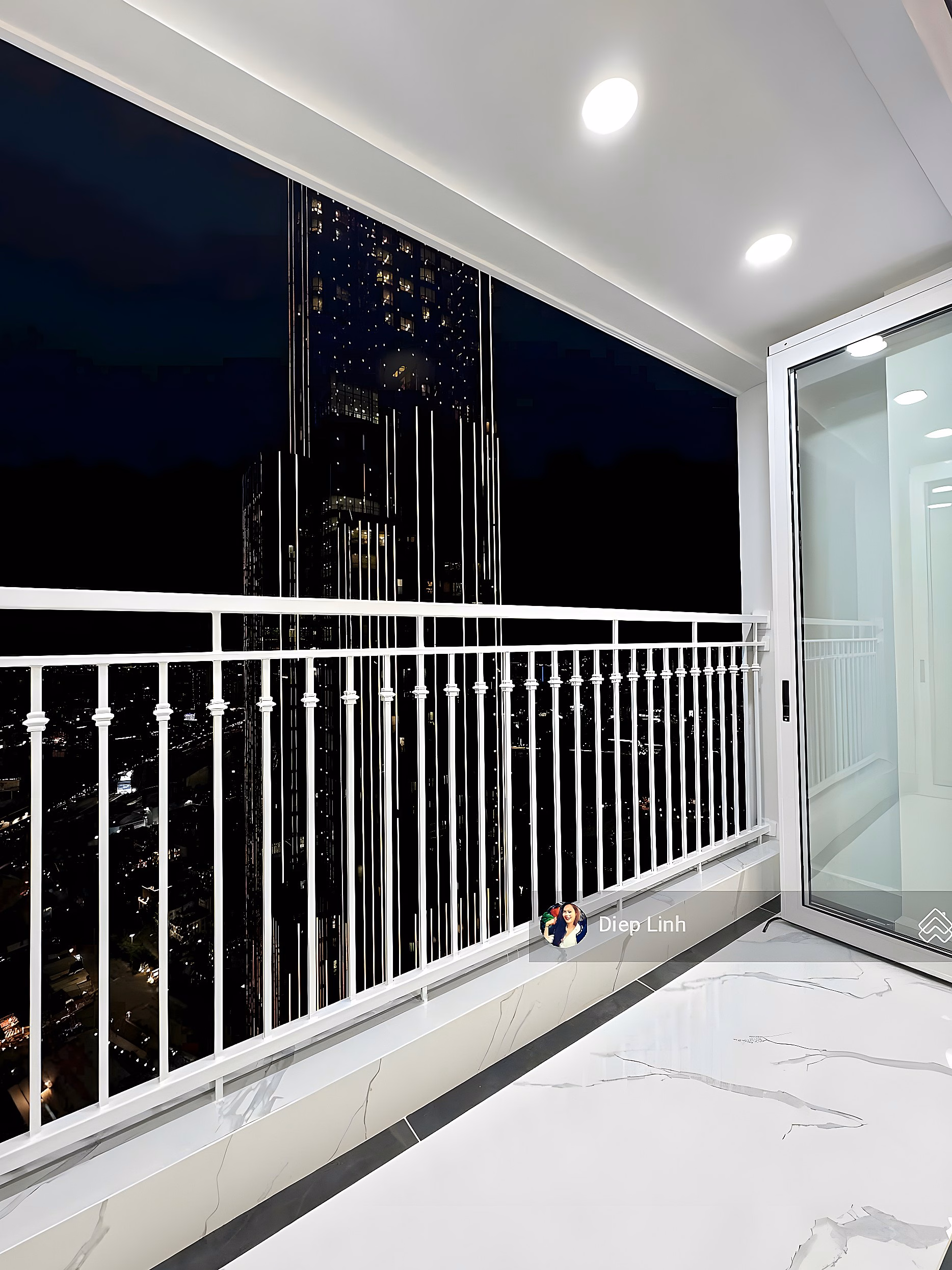 The owner urgently rents out an apartment with usable area of ​​90m2, fully furnished and decorated, priced at 19.9 million***