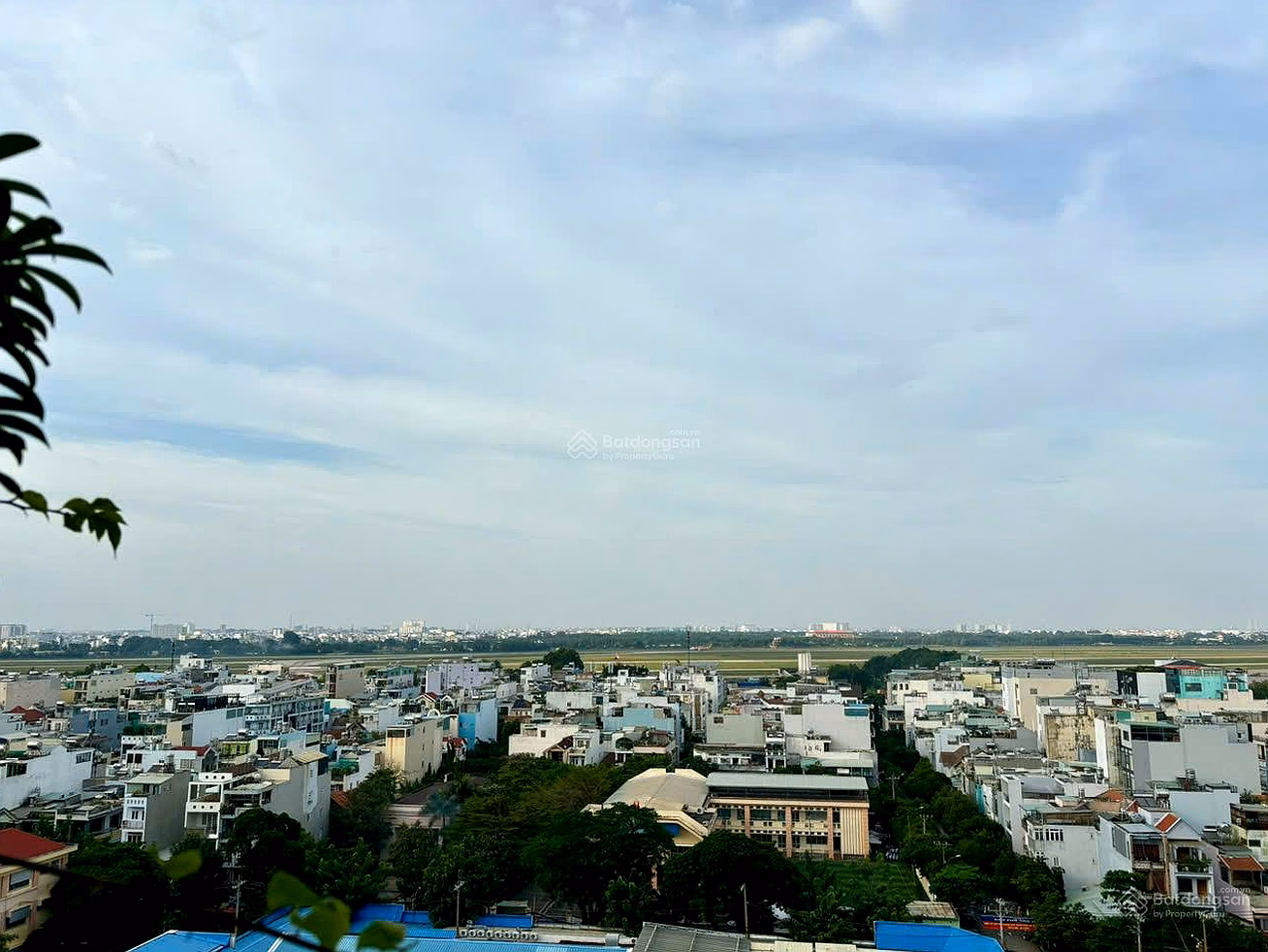 Selling 3-bedroom apartment in Carillon apartment for 6.8 billion, pink book - 0908 879 *** Tuan