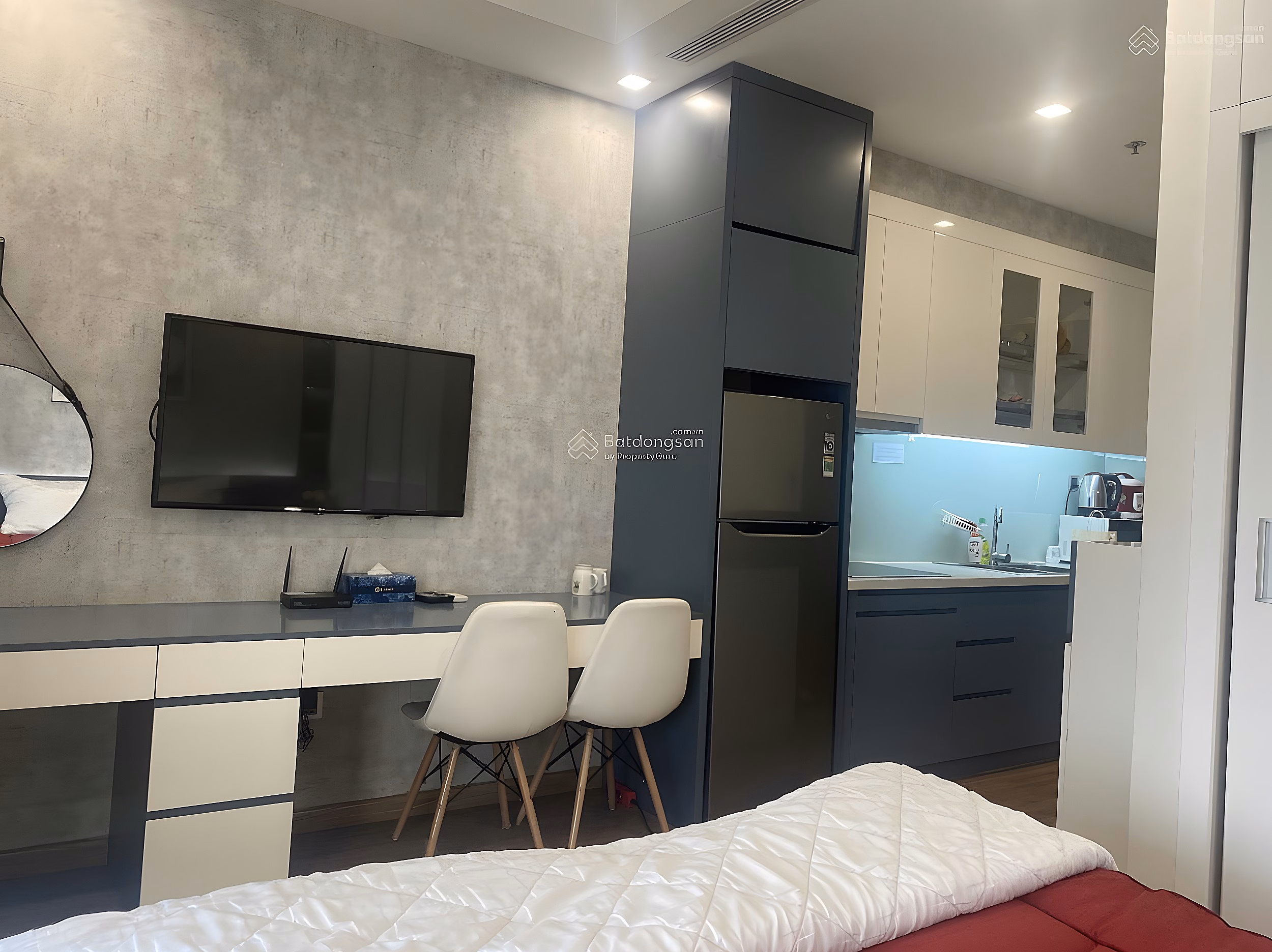 (Super promotion June) Vinhomes Greenbay Management Board rents Studio apartment for 8 million, 2 bedrooms for 13 million. Contact: 0983 118 ***