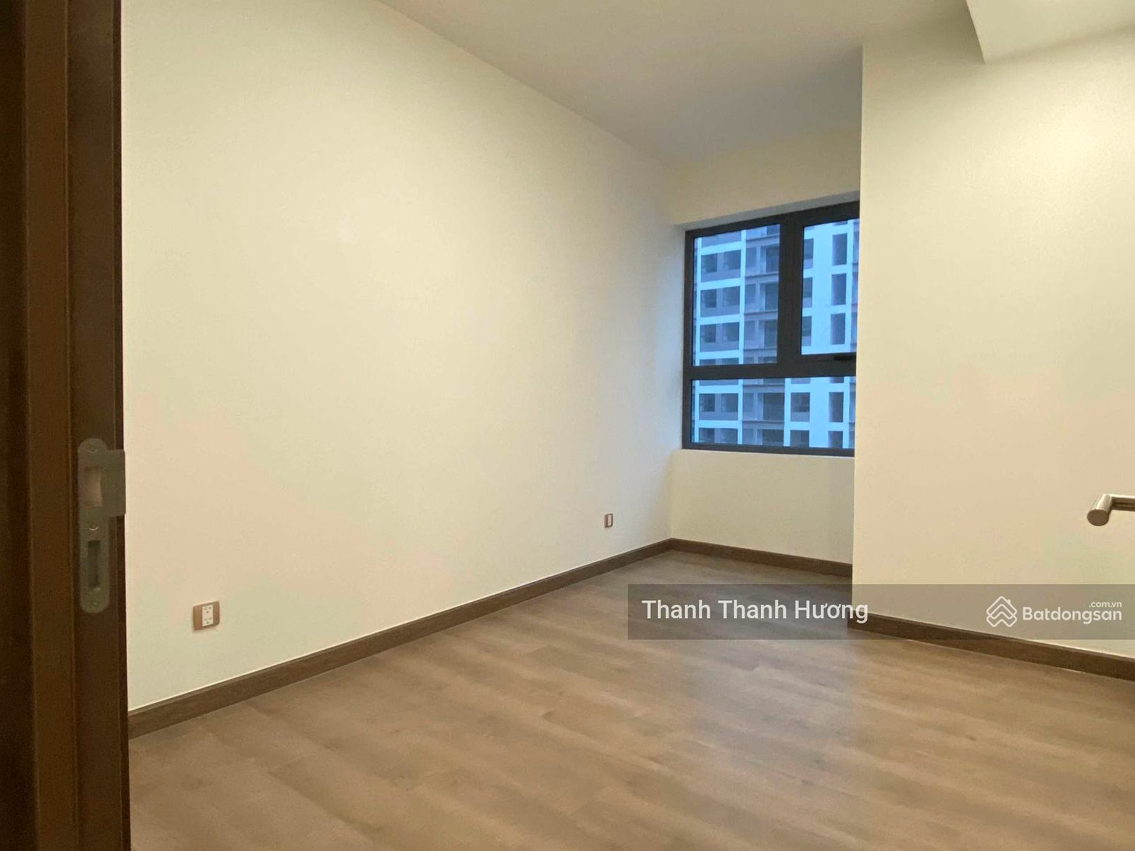 Selling 2 bedroom 2 bathroom apartment - Q7 Boulevard: 3 billion 9
