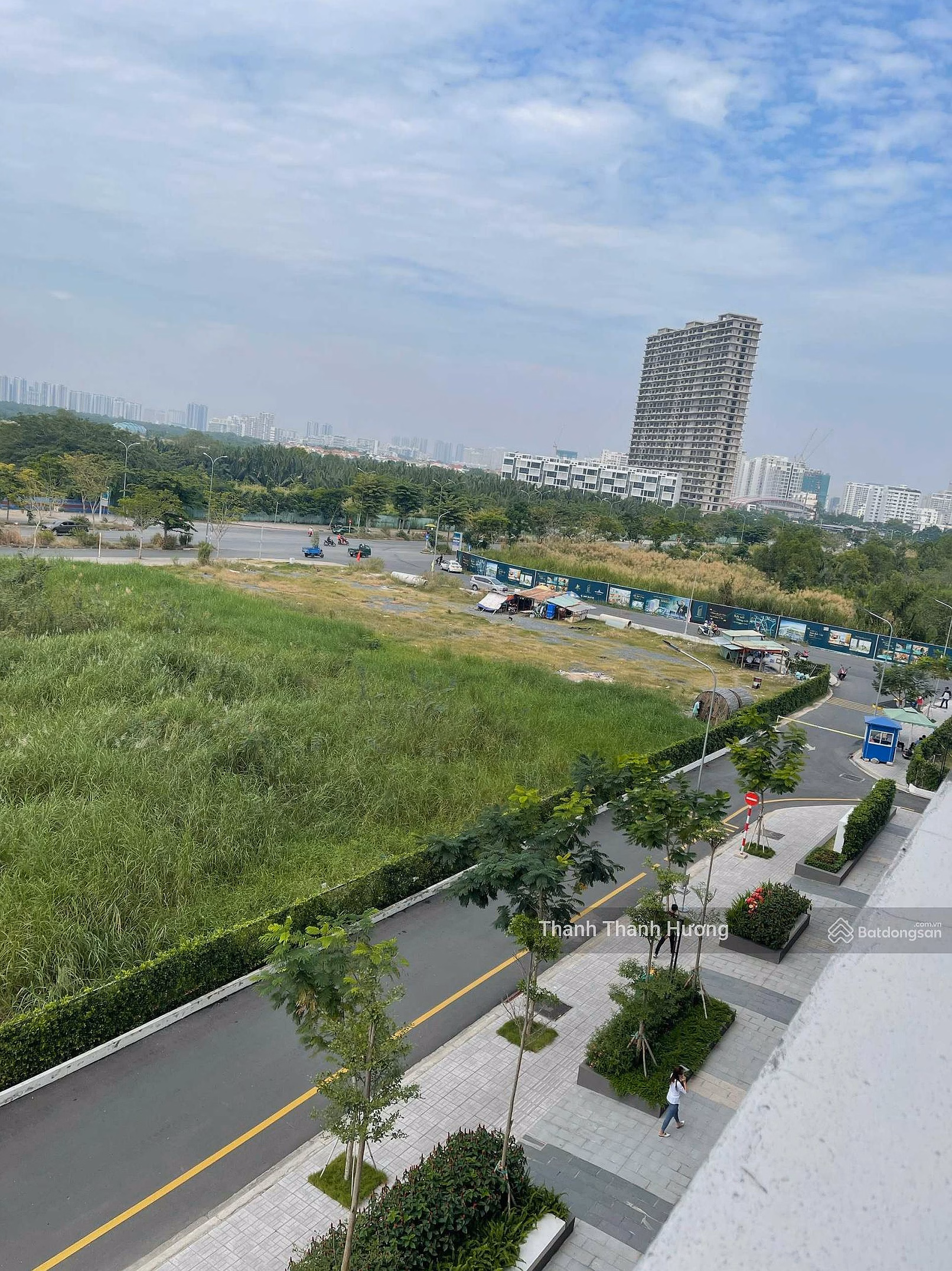 Selling 2 bedroom 2 bathroom apartment - Q7 Boulevard: 3 billion 9