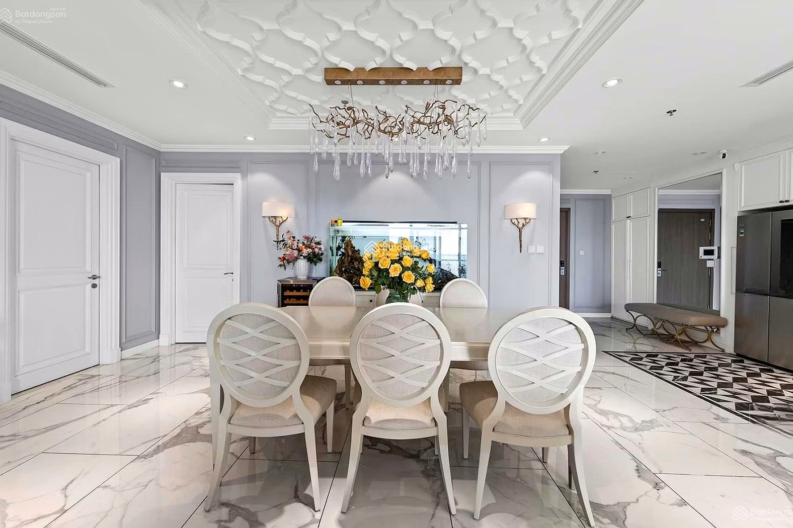Quick sale Vinhomes Central Park 1-4 bedrooms, beautiful river view, luxurious, comfortable, very good price, hello