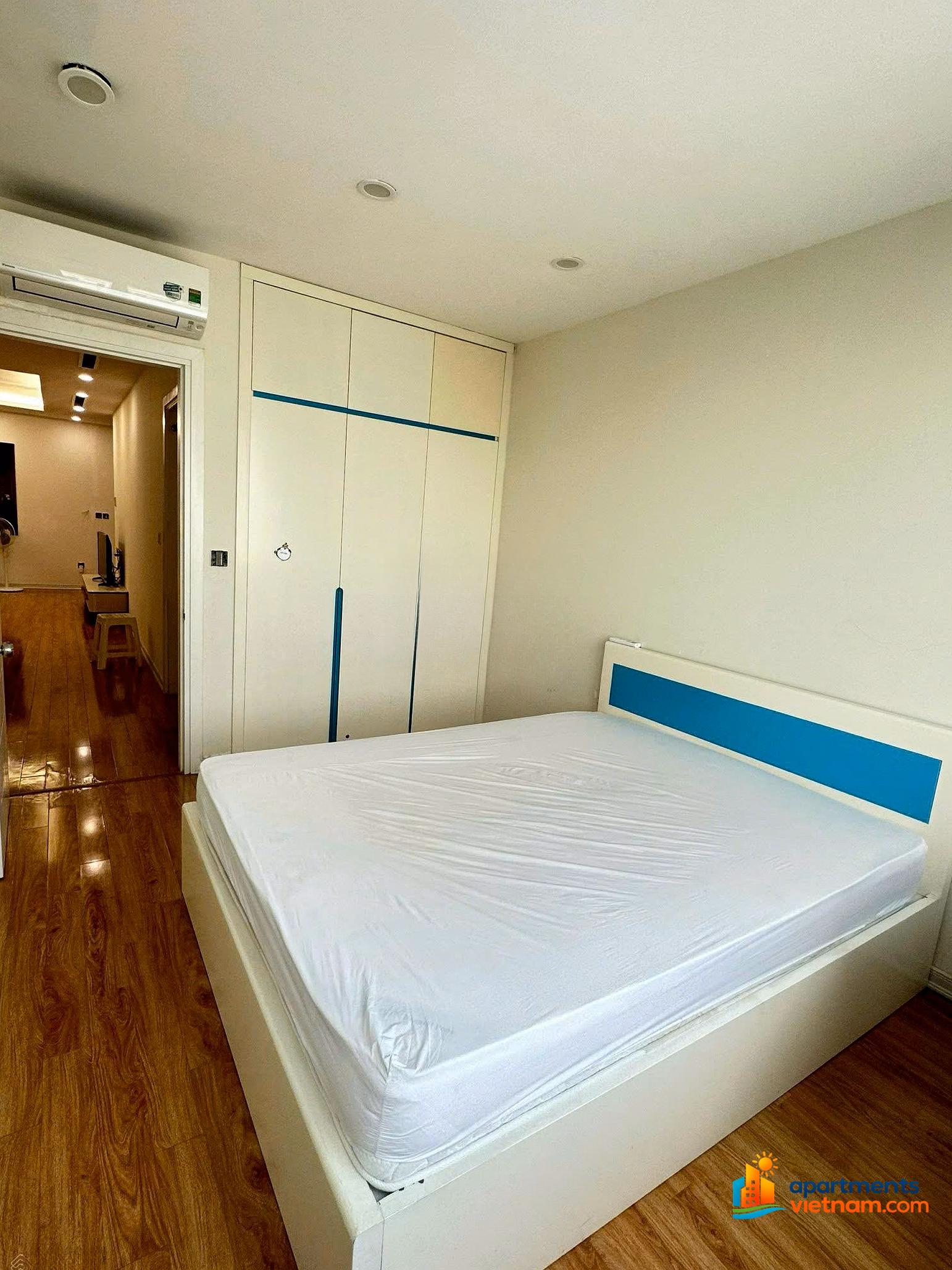 View house 24/7 for rent in Diamond Flower apartment 120m2, 3 bedrooms, full of beautiful furniture, 19 million/month - 0915 351 ***