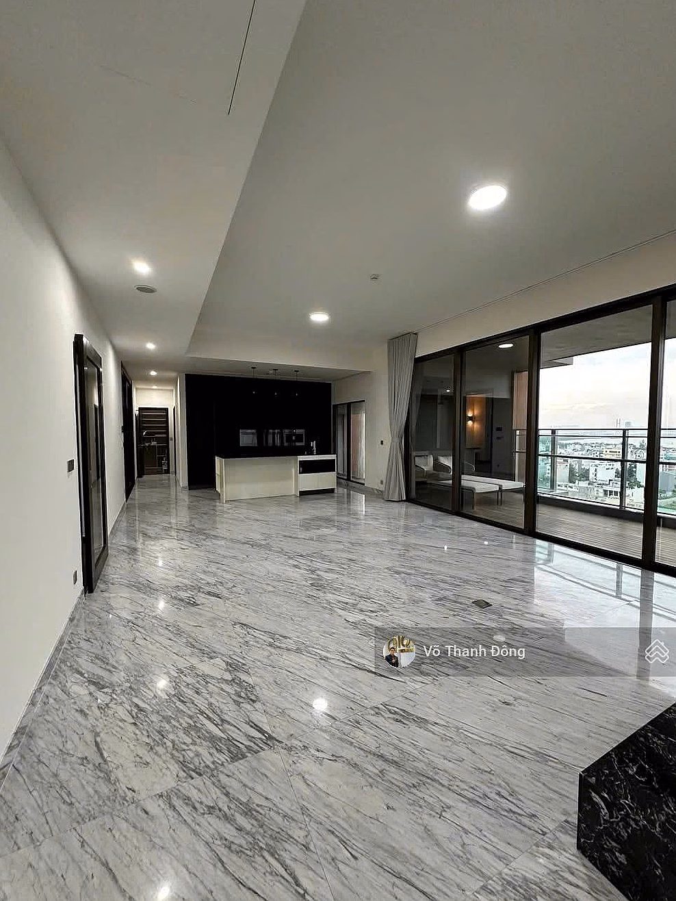 Selling 3-bedroom apartment, 220m2 DEFINE high floor, best price 35 billion all inclusive