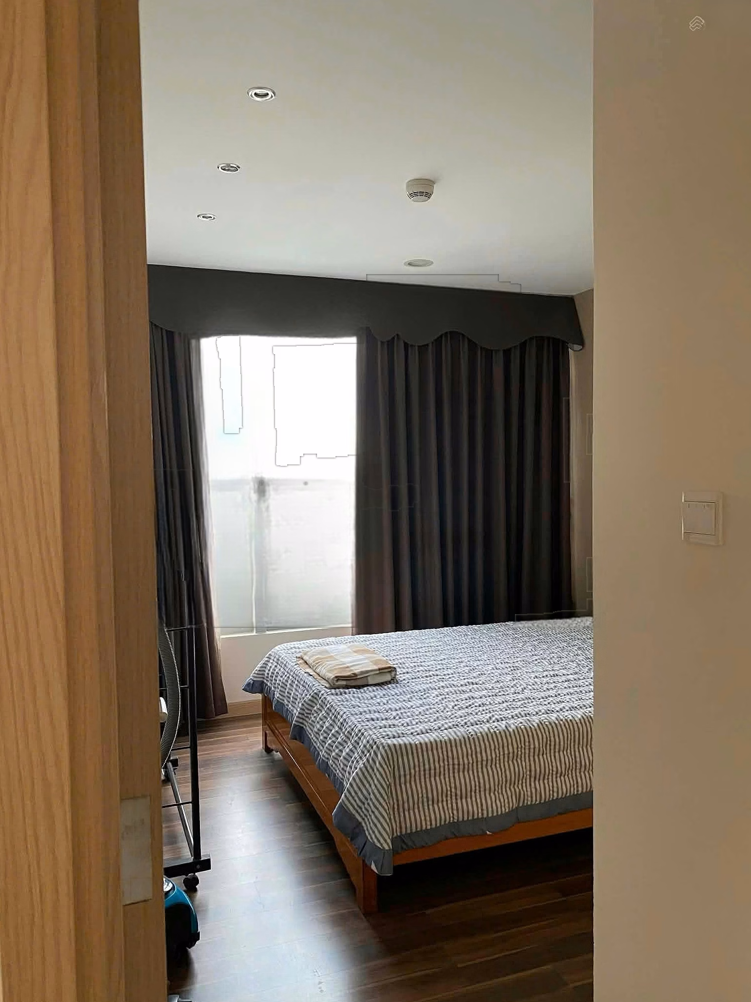 Thang Long Number One apartment for rent 87m2, 2 bedrooms, 2 bathrooms, price 17 million/month - 0915 351 ***