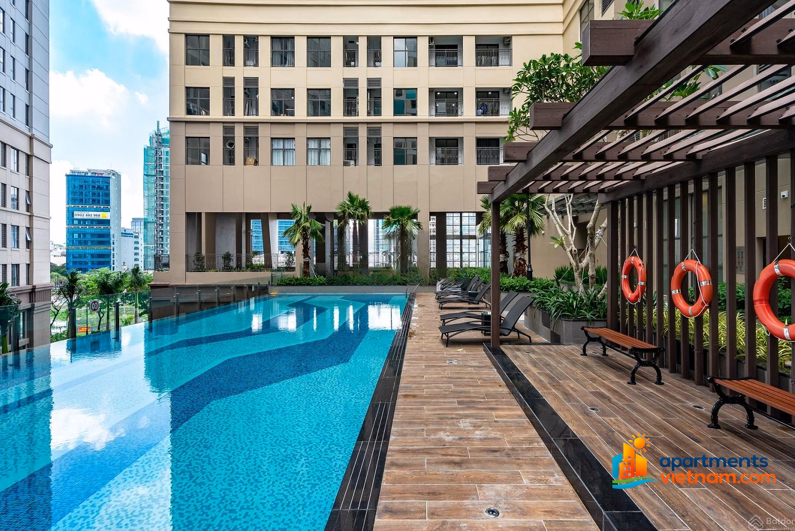 Apartment for rent in District 4 Saigon Royal 88m² nice view***