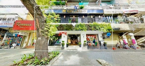 Owner sends 12m frontage for rent on Le Loi, Ben Thanh Ward, District 1, good price, nice package
