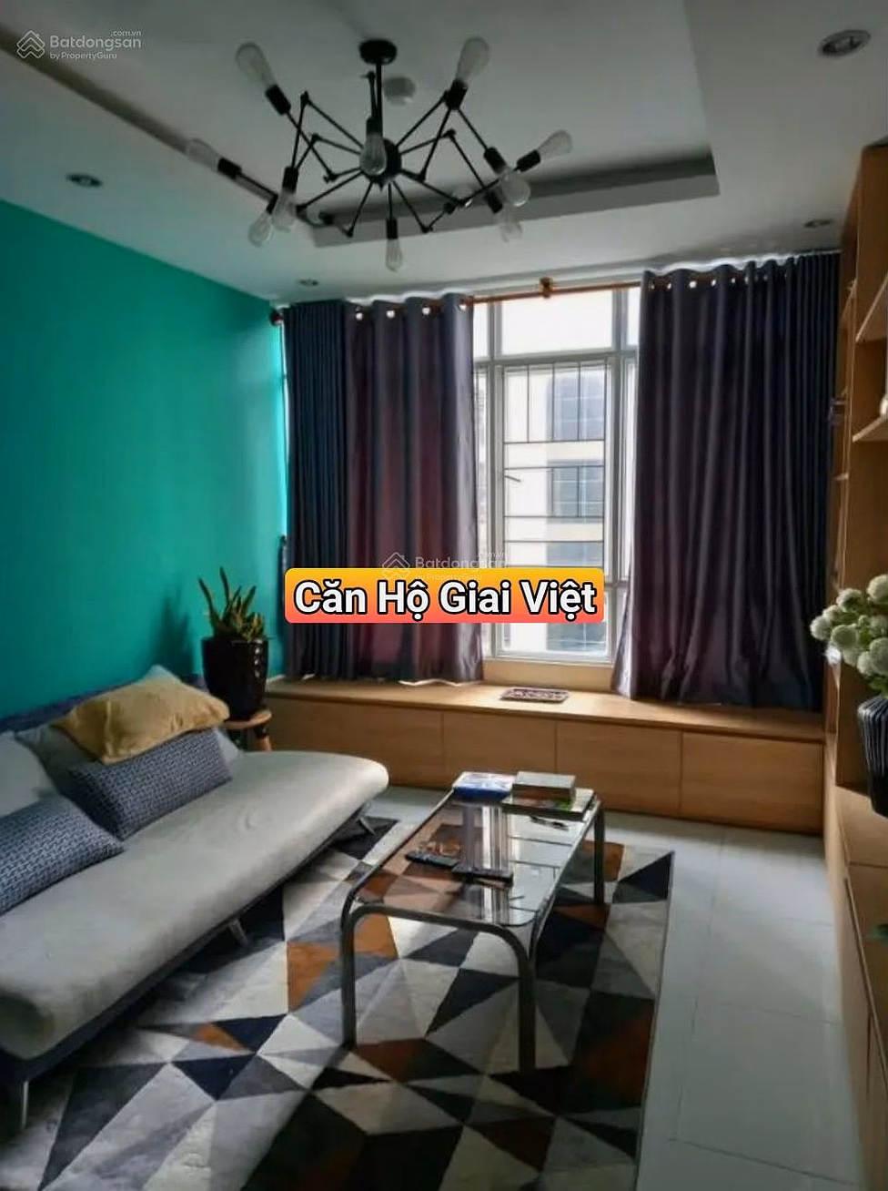 Urgent sale of Giai Viet apartment 2 bedrooms 2 bathrooms 78m2 with pink book. Beautiful airy view, prime location near the center