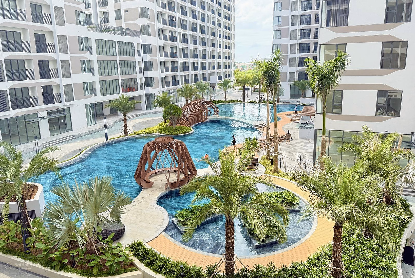 Urgent sale within the week of 1 bedroom + 1 area 63m2, new house not yet for rent, high floor 2.9 billion with clear view