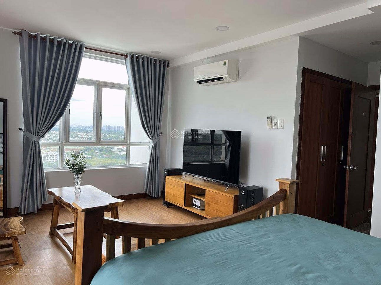 Shopping cart for sale of 2-bedroom apartment - Hoang Anh An Tien Gold House with separate red book, inbox for good price