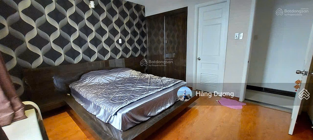 Giai Viet CC for urgent sale - 2 bedrooms 115m2 price 5.4 billion - nice open view with pink book - good amenities