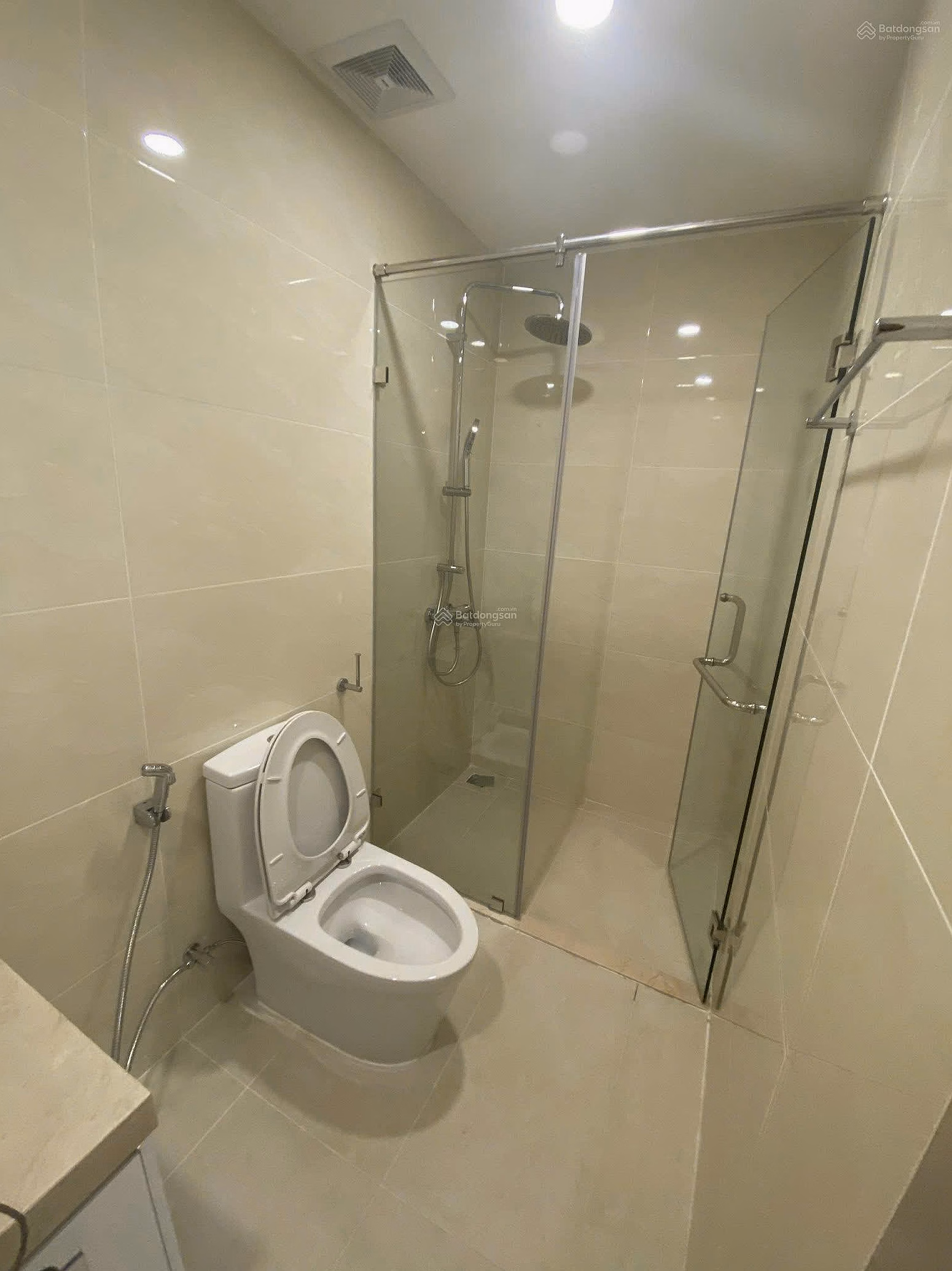 Apartment for rent at the best price on the market in District 7