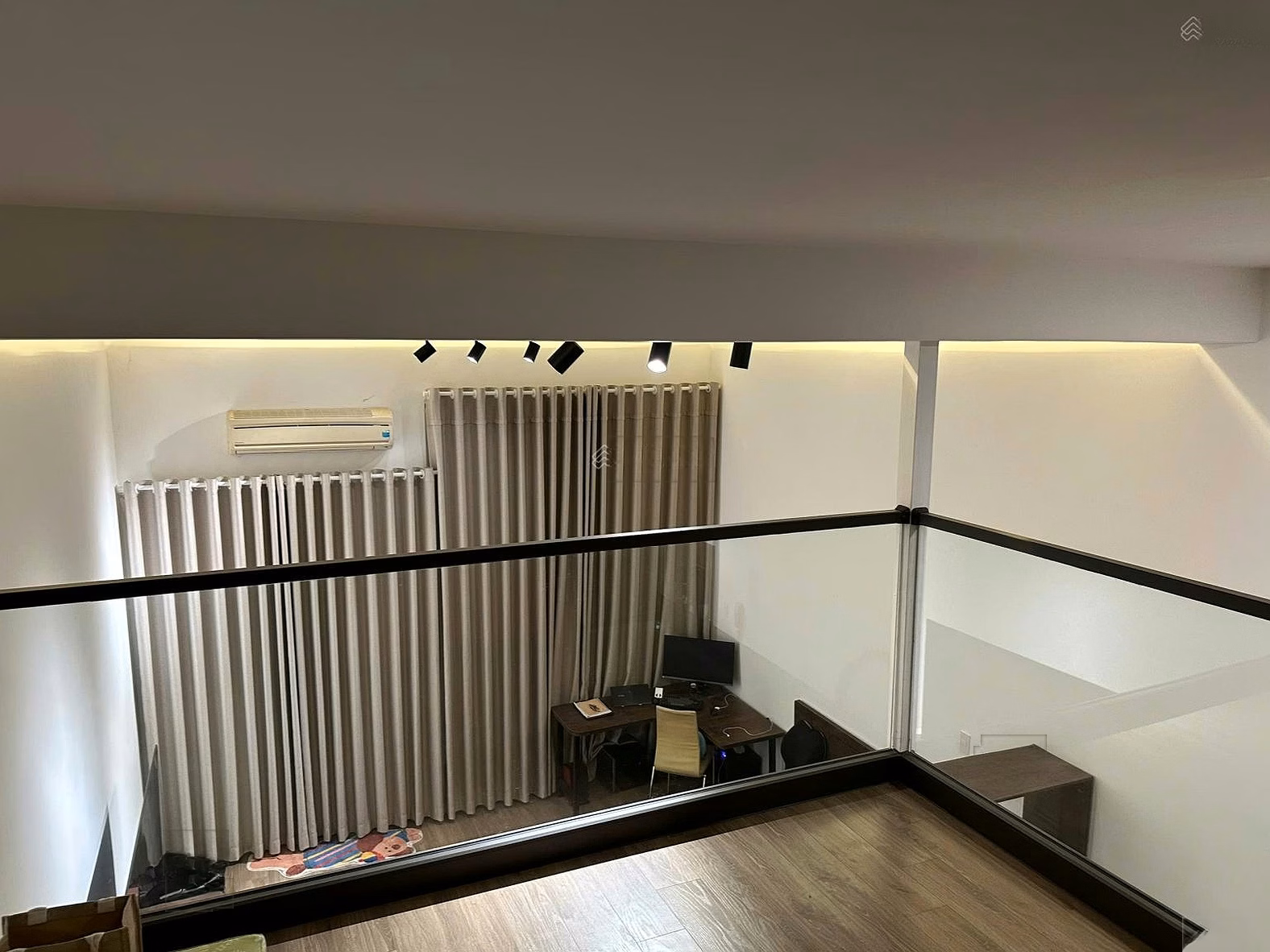 Landlord is strapped for money and needs to urgently sell Hung Vuong 1 apartment, 78m2, 2 bedrooms, price 3.15 billion*** - Mai Huong